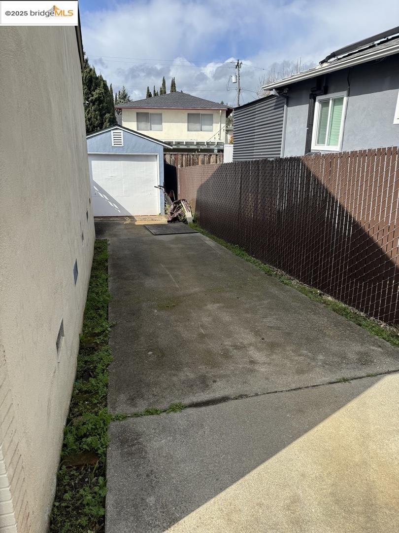 3162 Sydney WAY