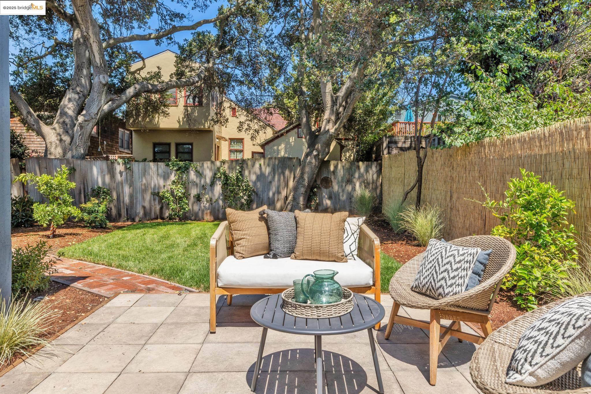 1635 Ocean View