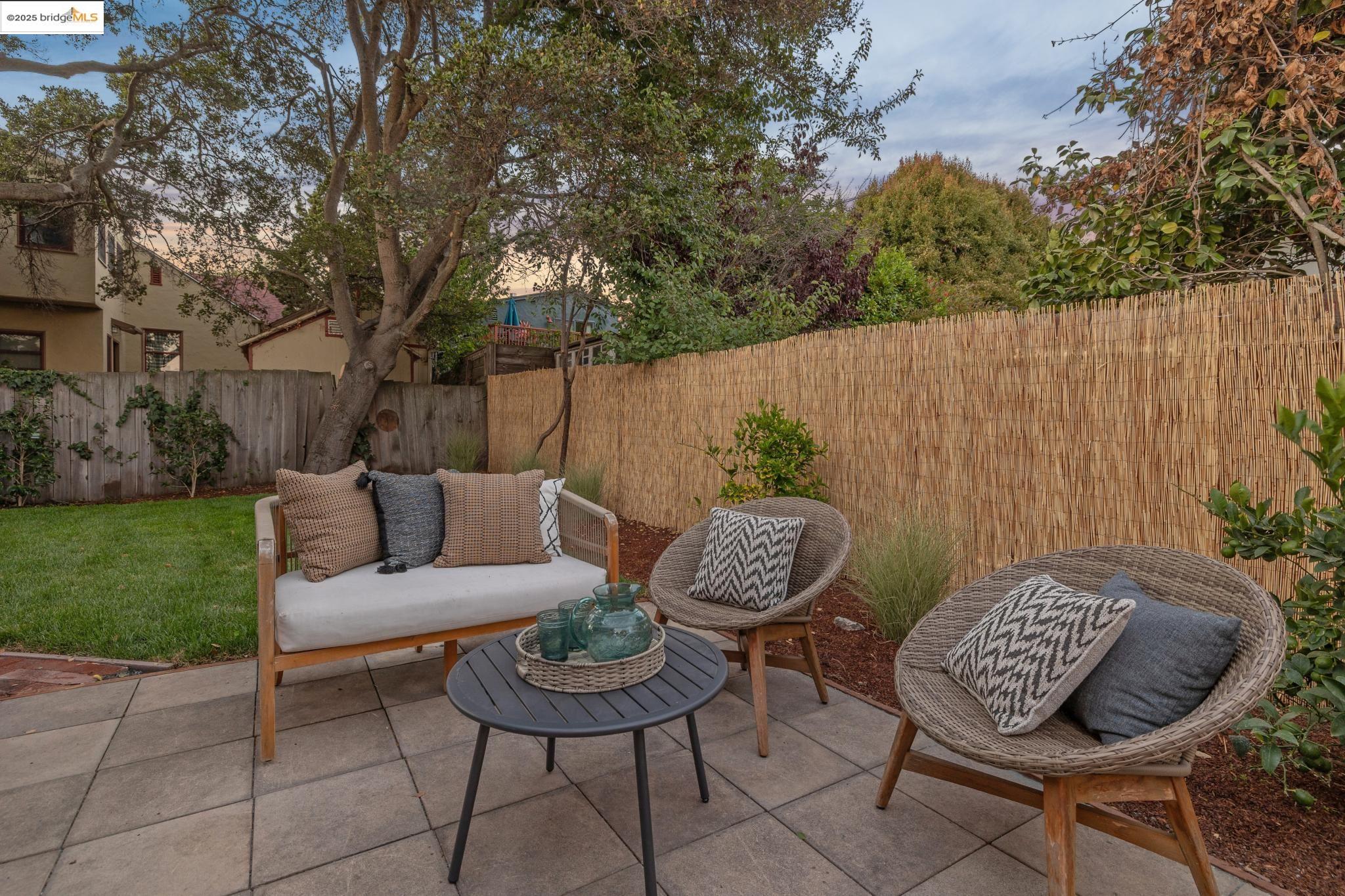 1635 Ocean View