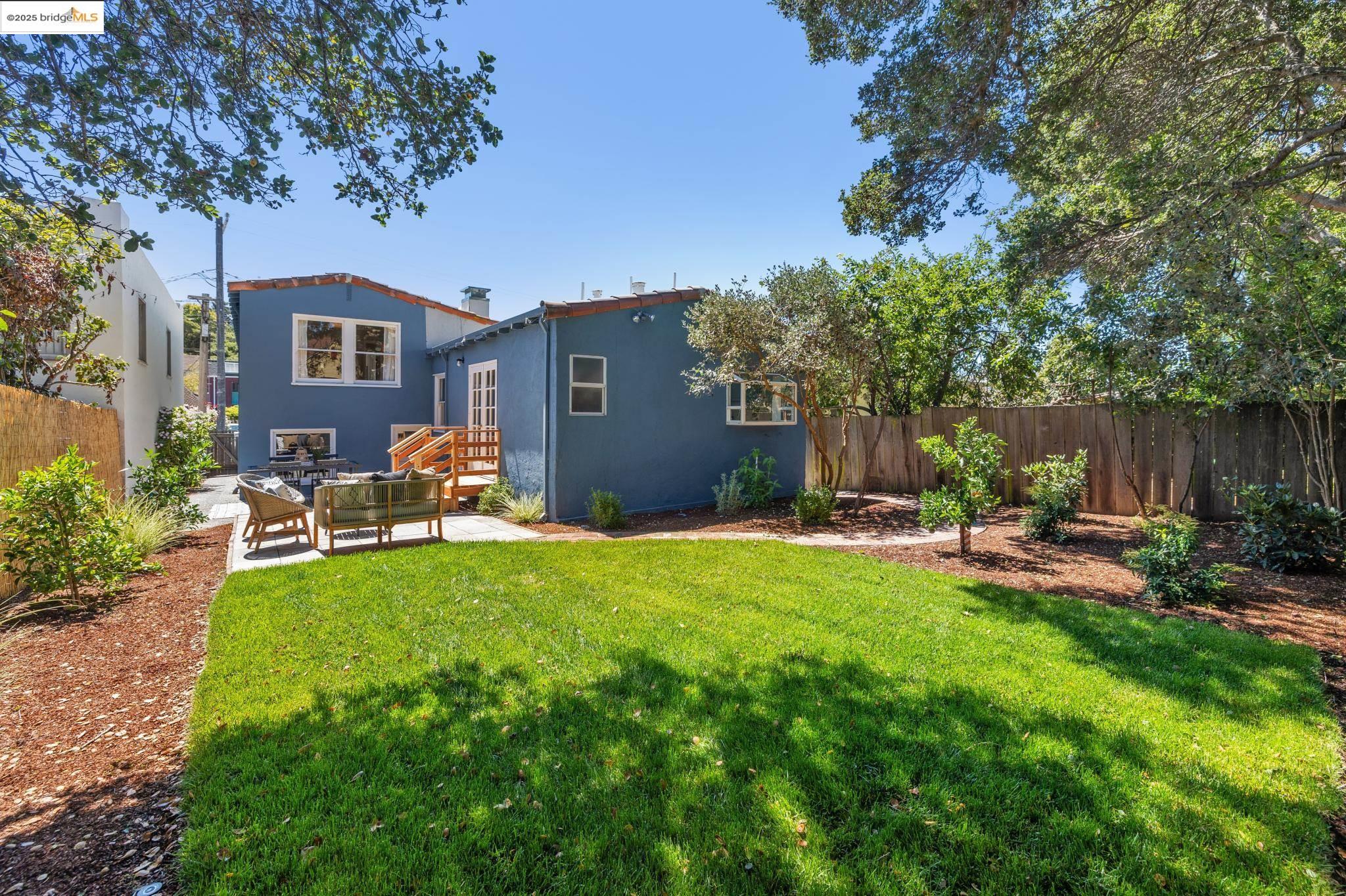 1635 Ocean View