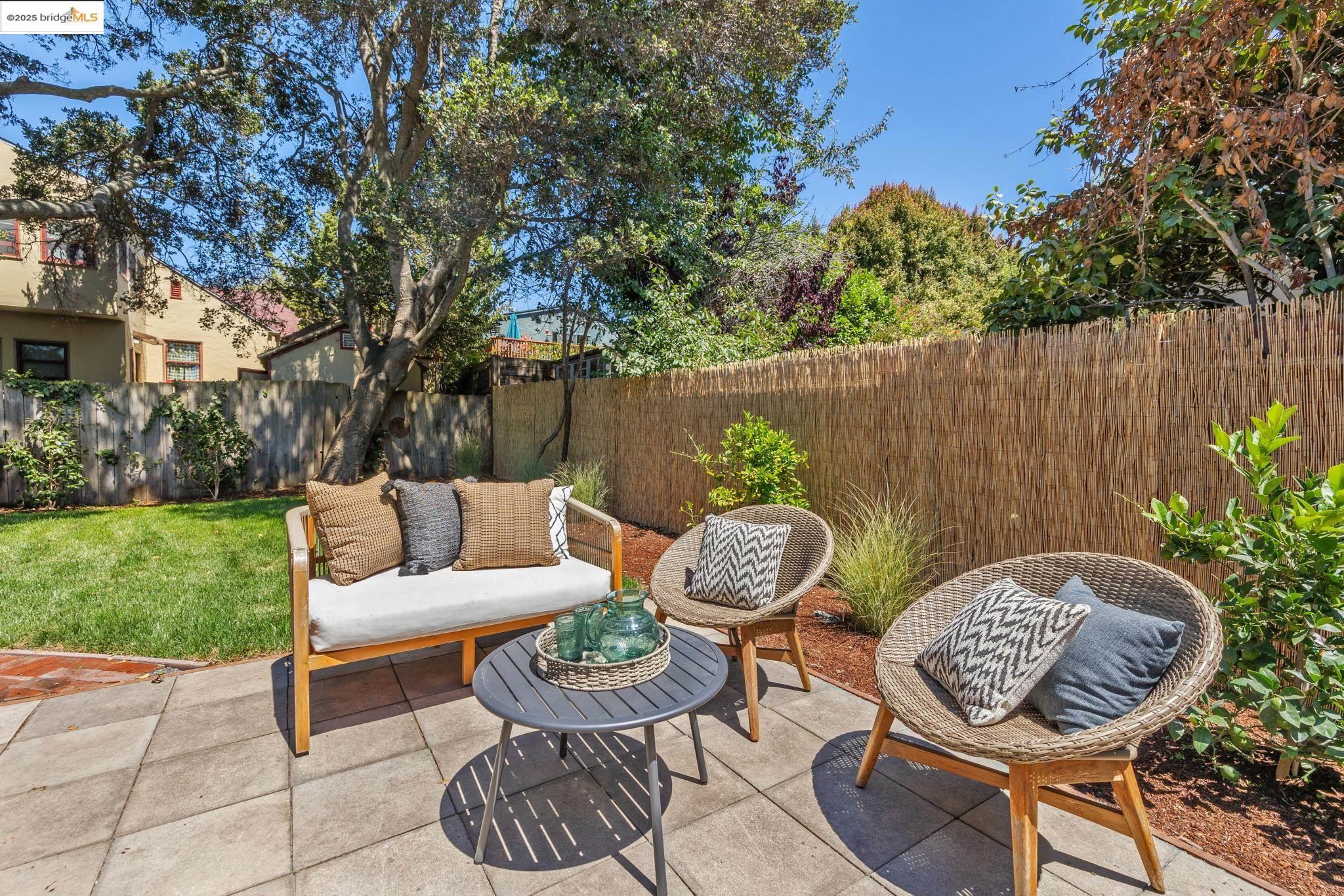 1635 Ocean View
