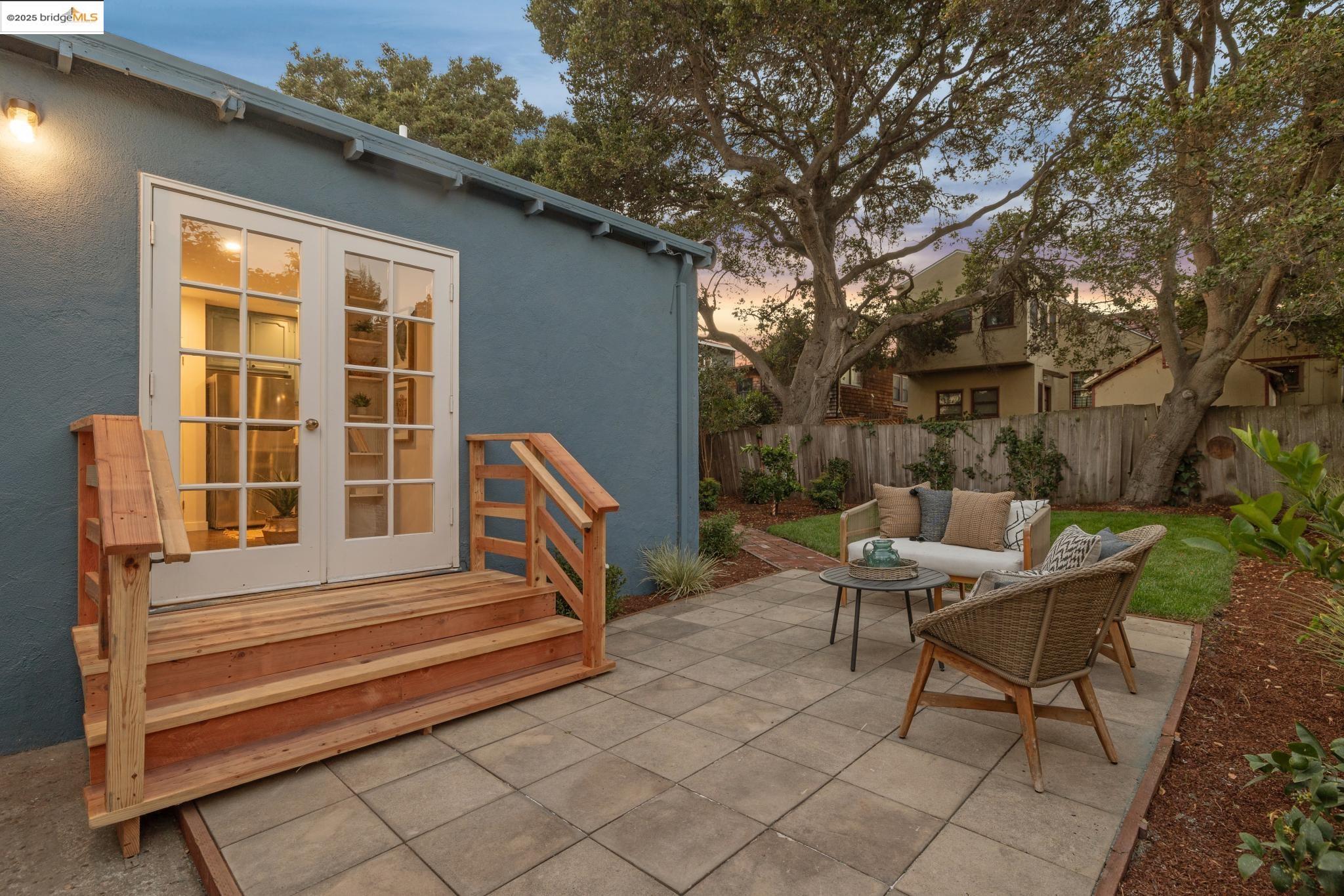 1635 Ocean View