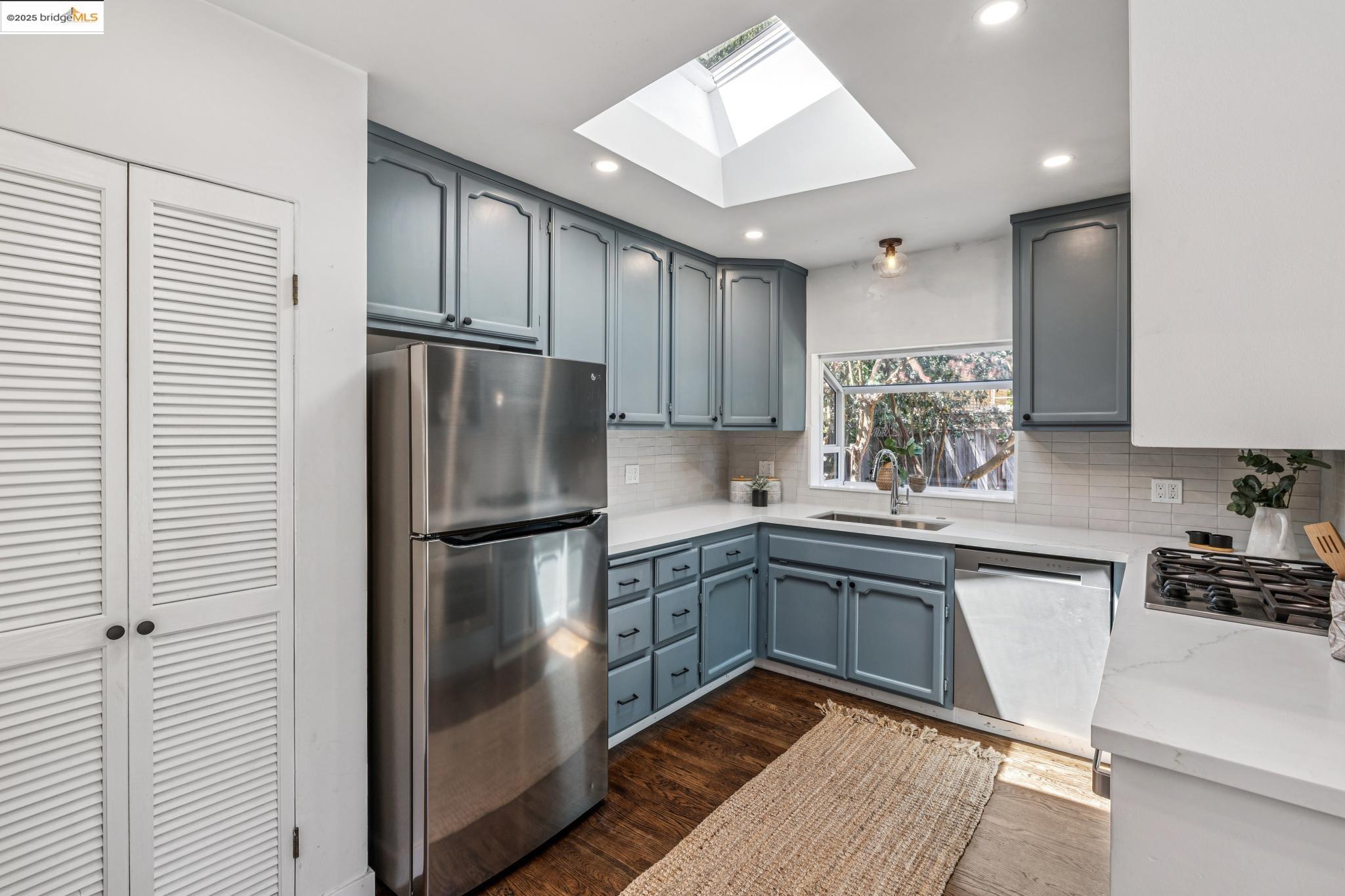 1635 Ocean View