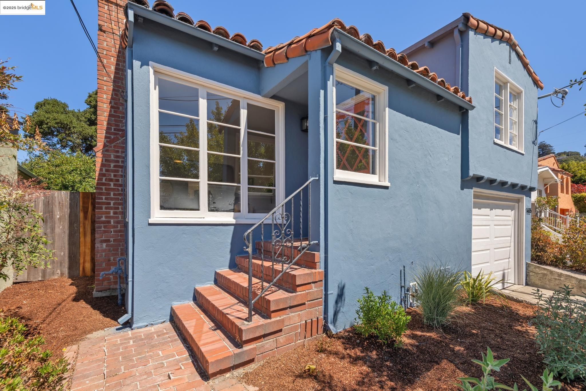 1635 Ocean View