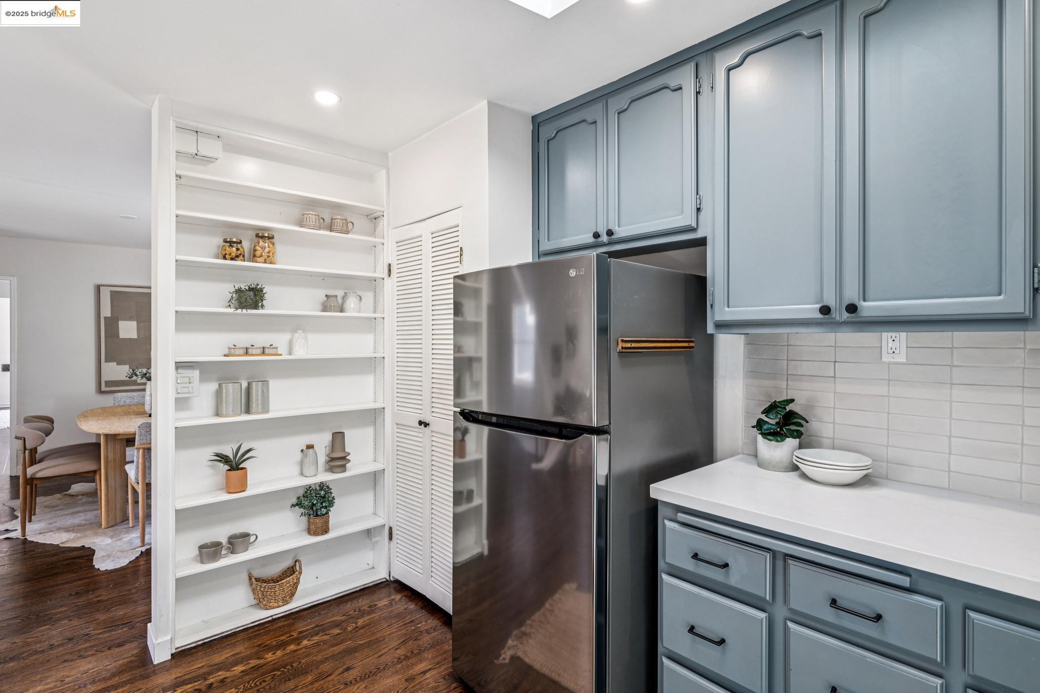 1635 Ocean View