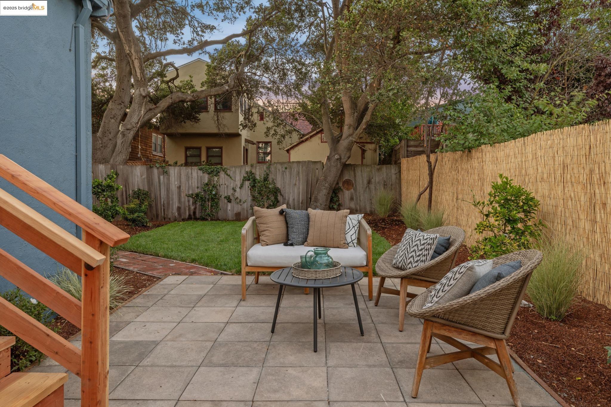 1635 Ocean View