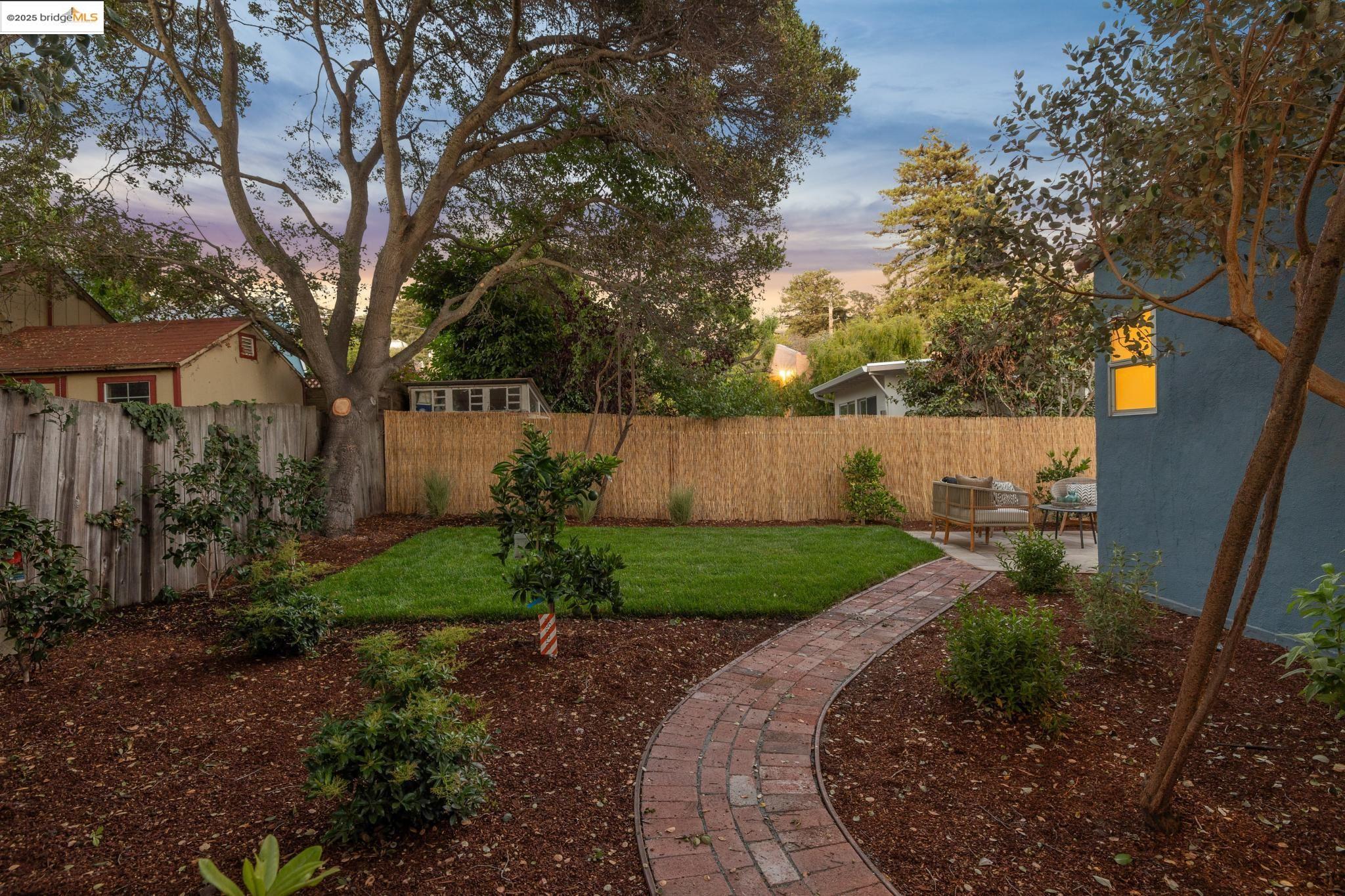 1635 Ocean View