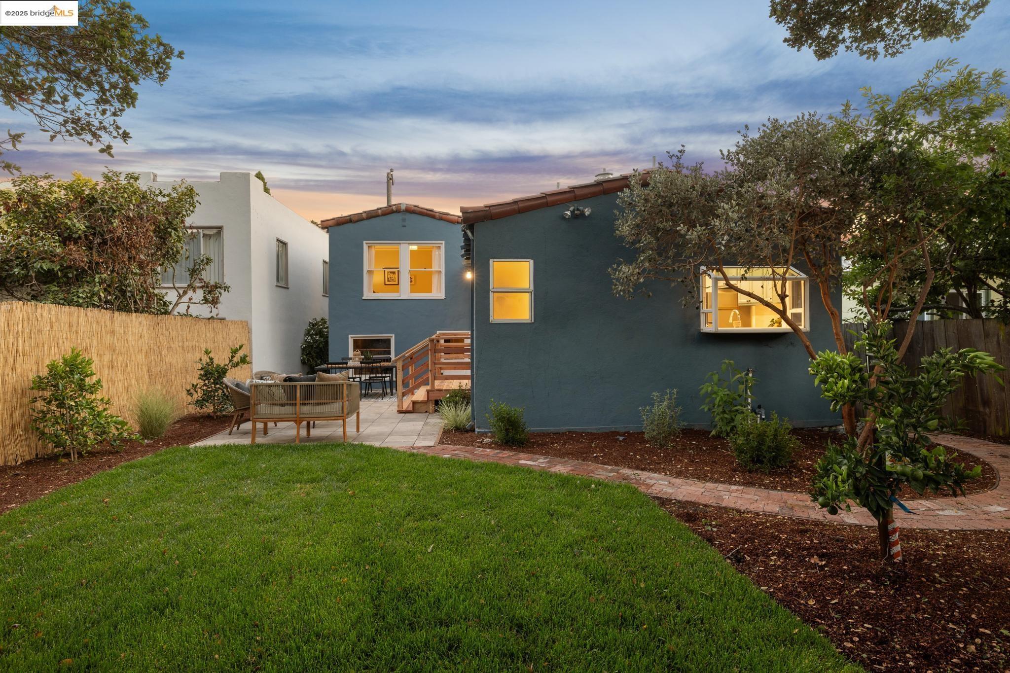 1635 Ocean View