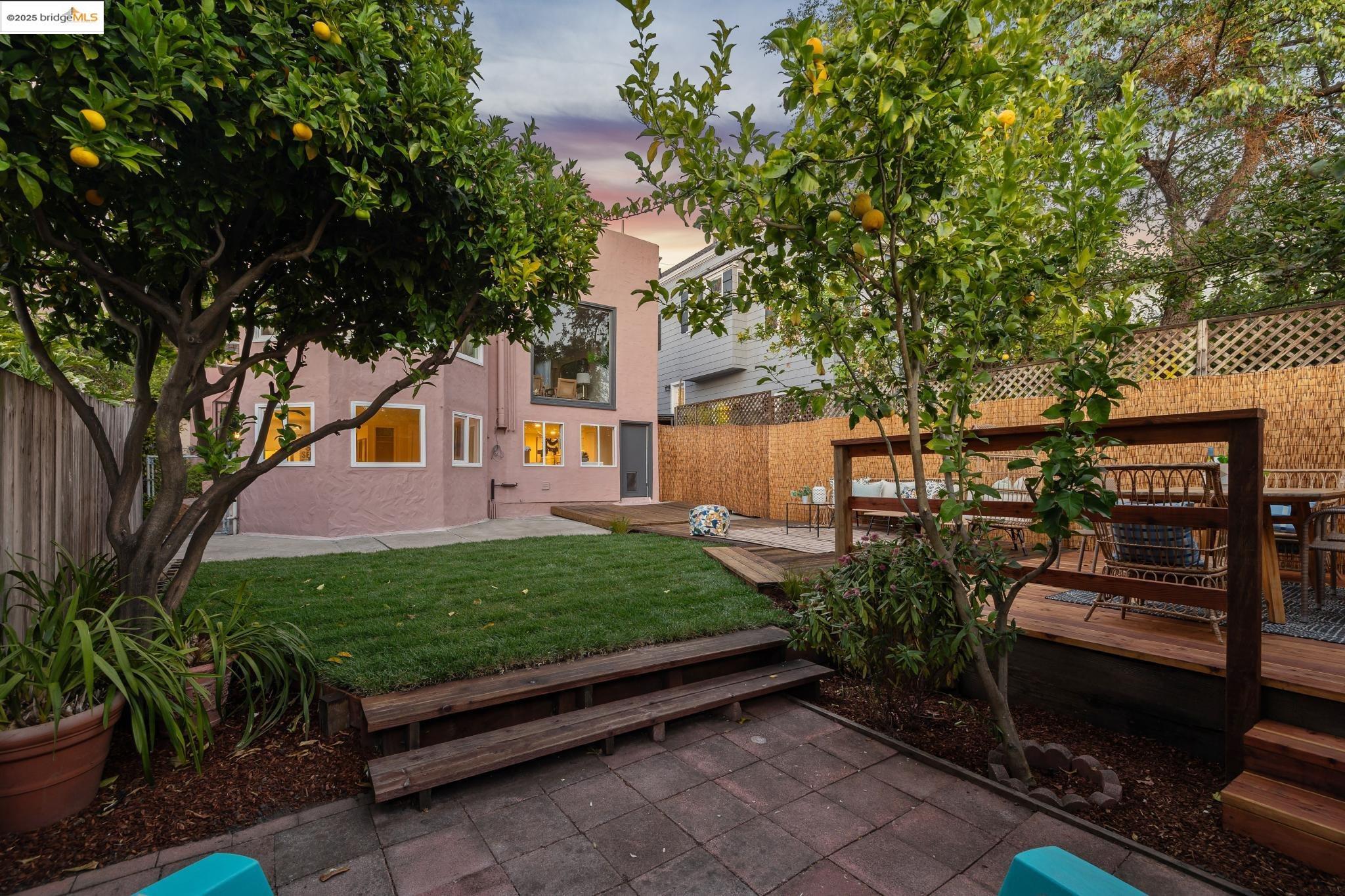 515 Mount St