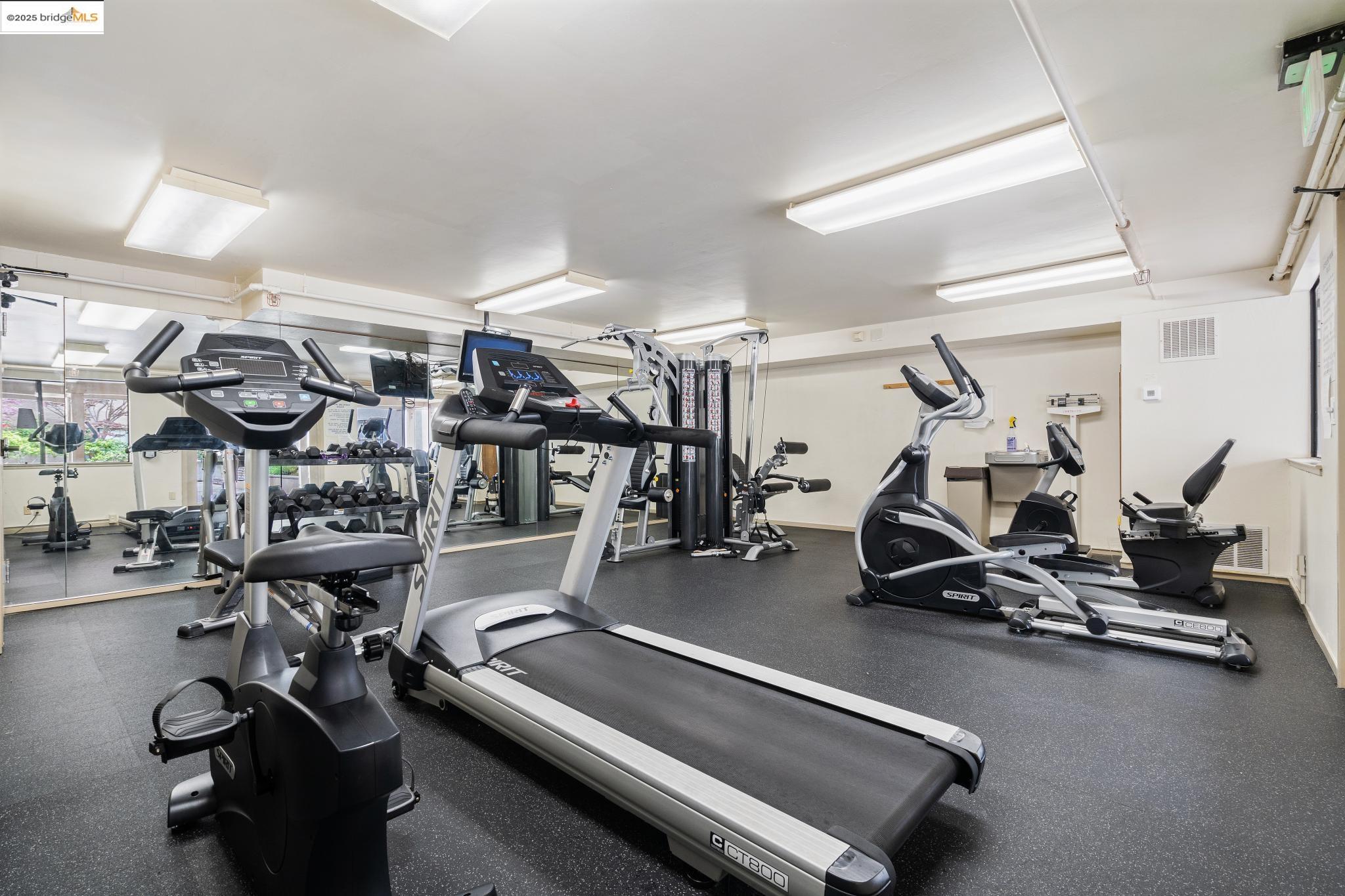 545 Pierce St # 1206