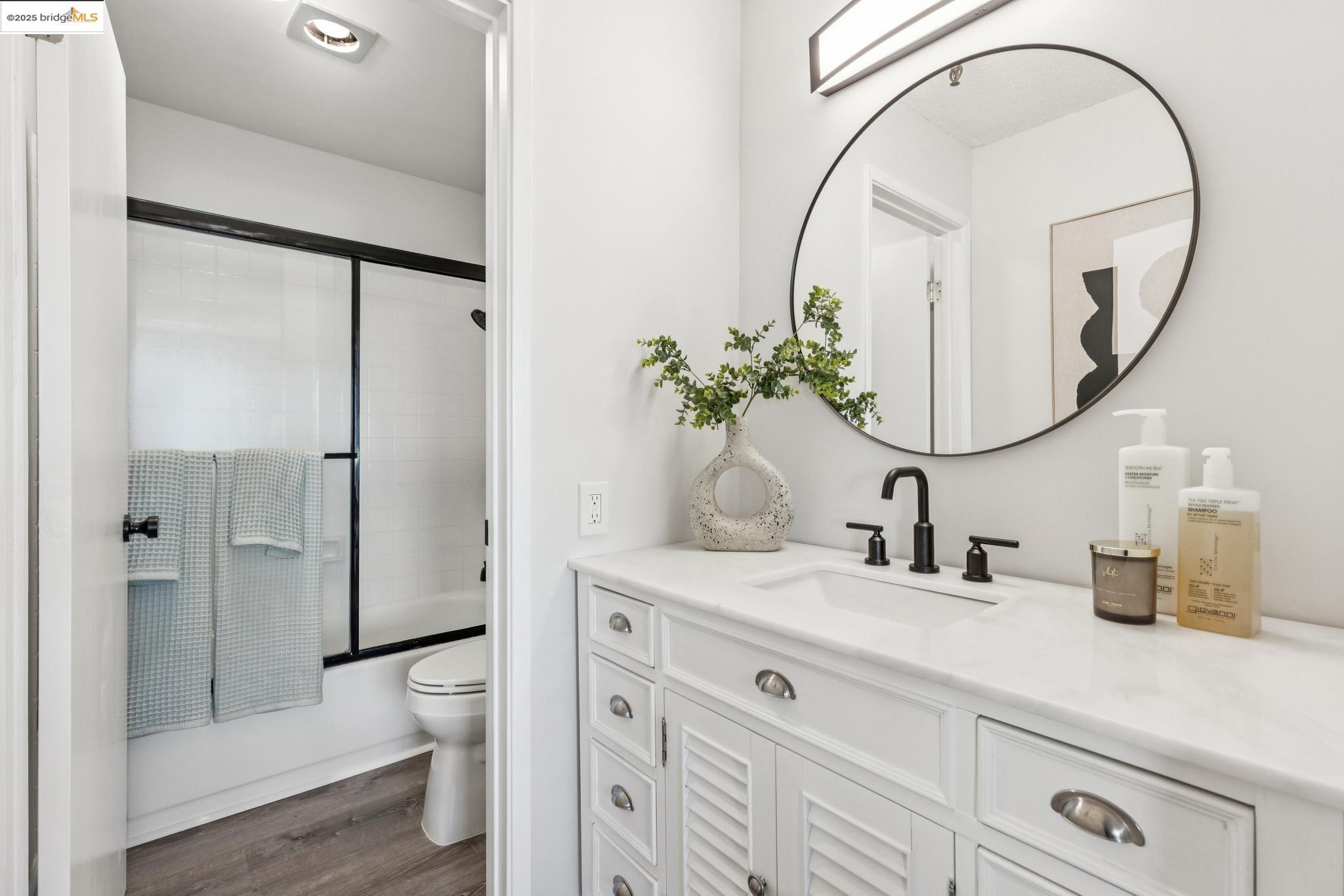 545 Pierce St # 1206