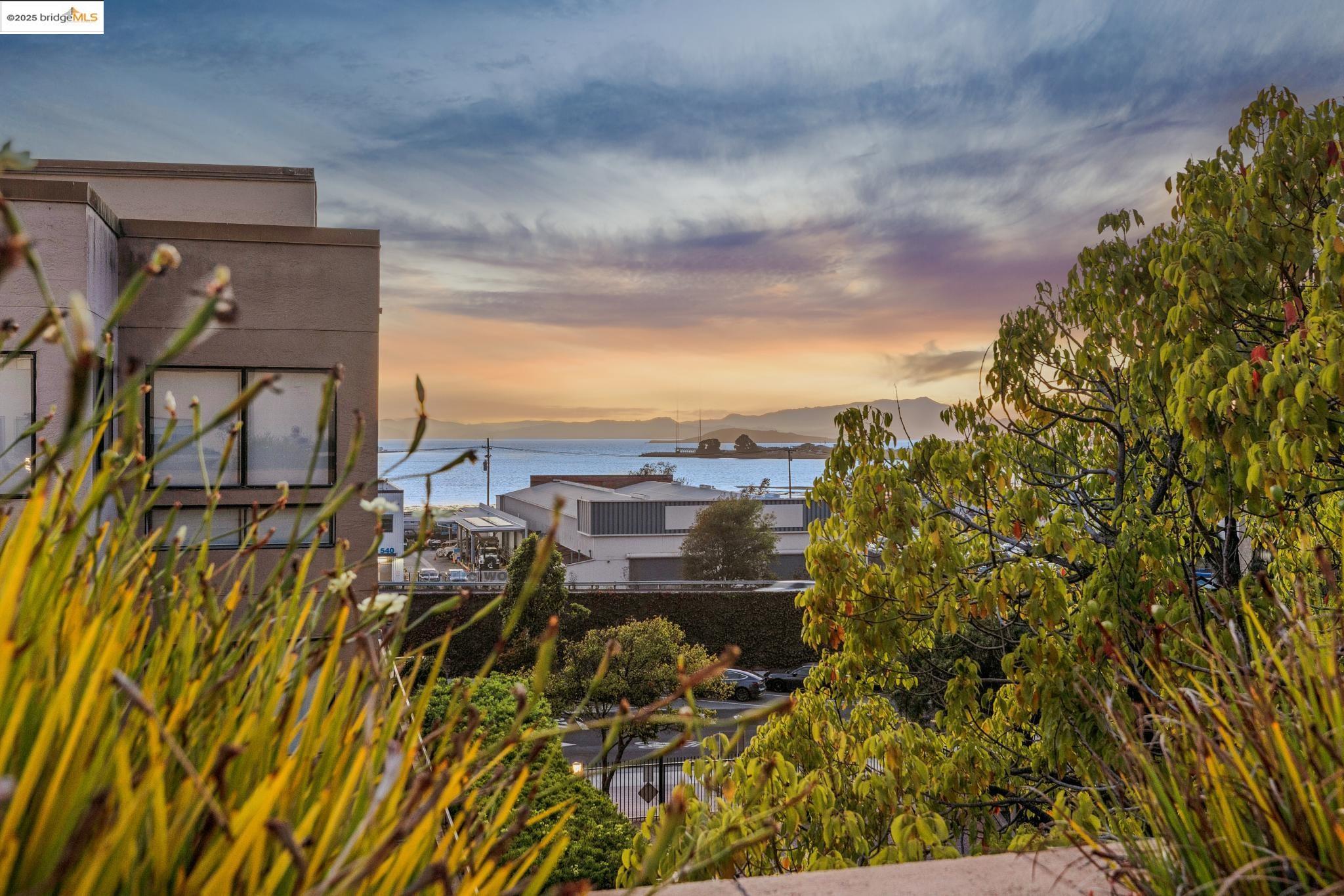 545 Pierce St # 1206