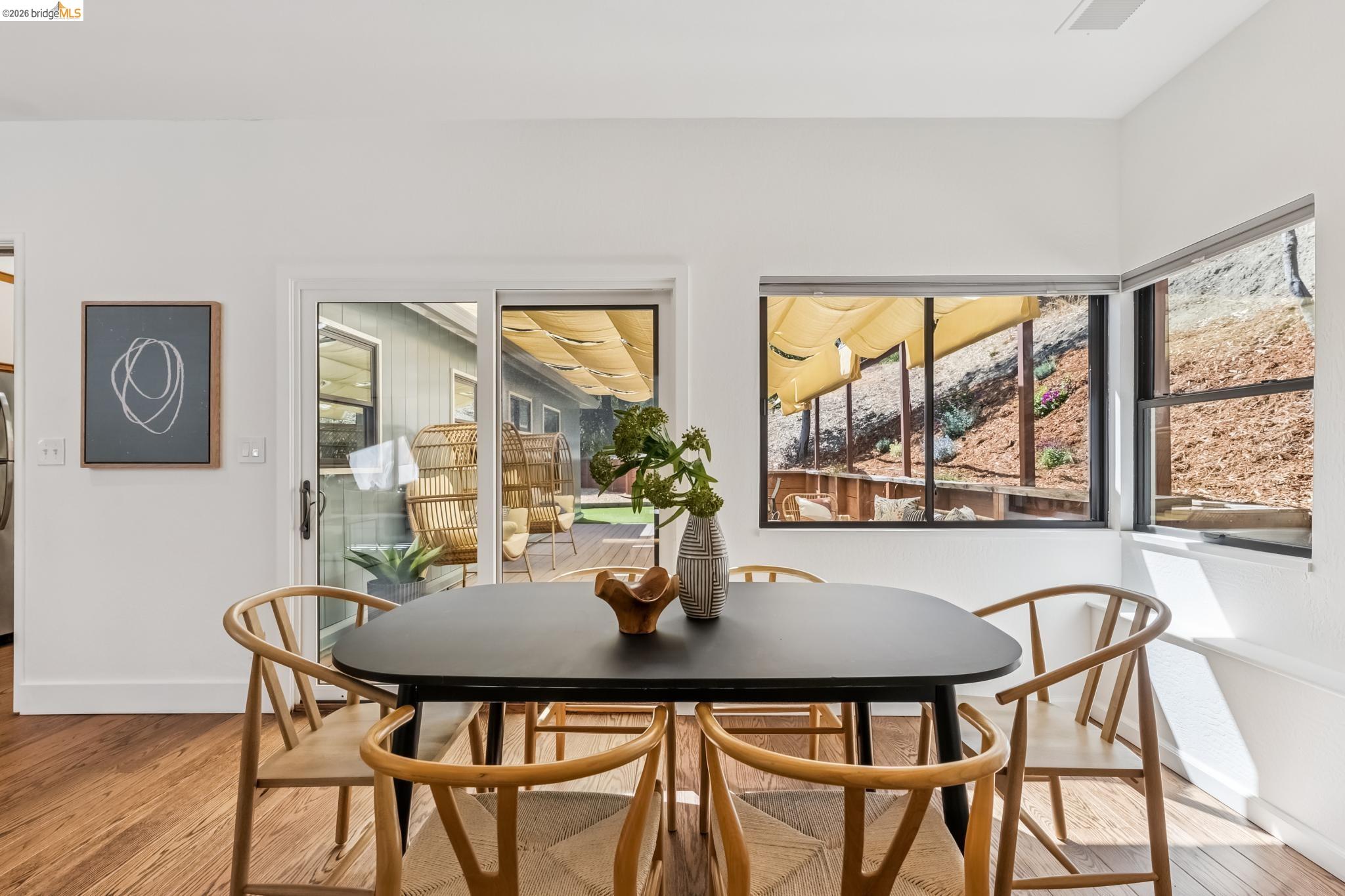 33 Valley Dr