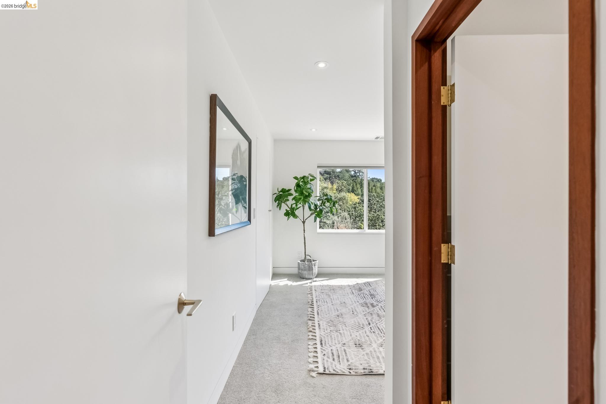 33 Valley Dr