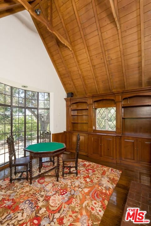 1957 MANDEVILLE CANYON RD