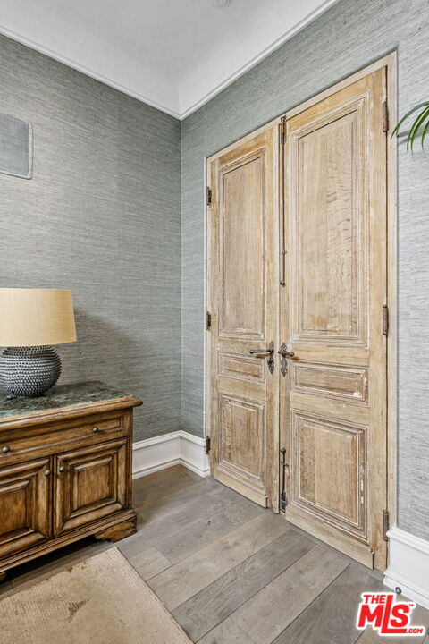 2408 34th St Unit: 4