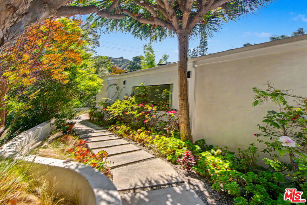 13019 Sky Valley Rd