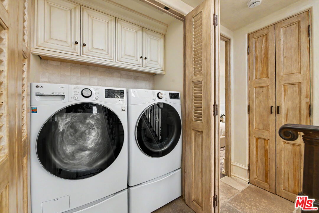 2408 34th St Unit: 4