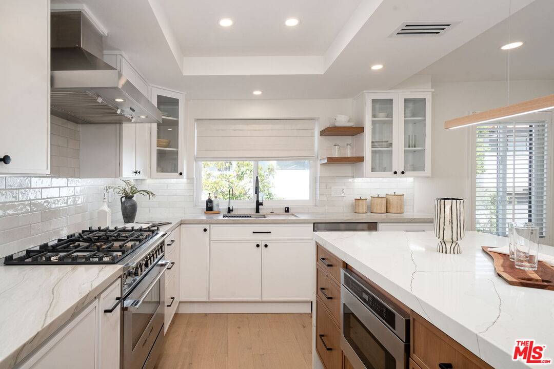 1535 Michael Ln