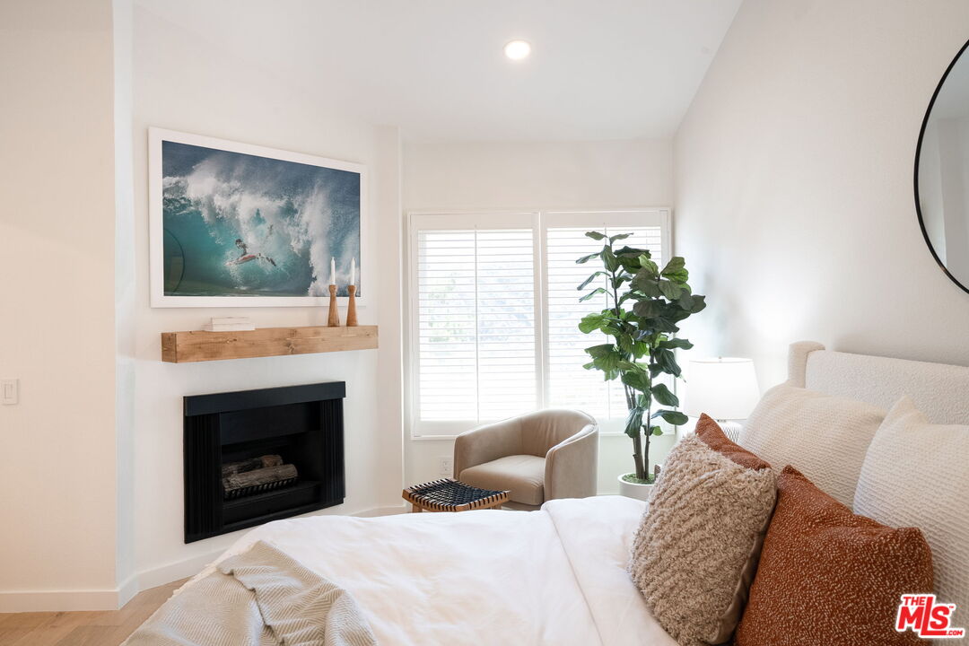 1535 Michael Ln