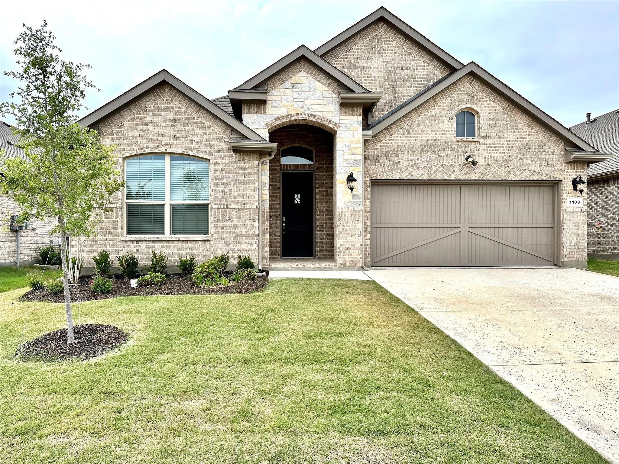 1108 Knightsgate Road