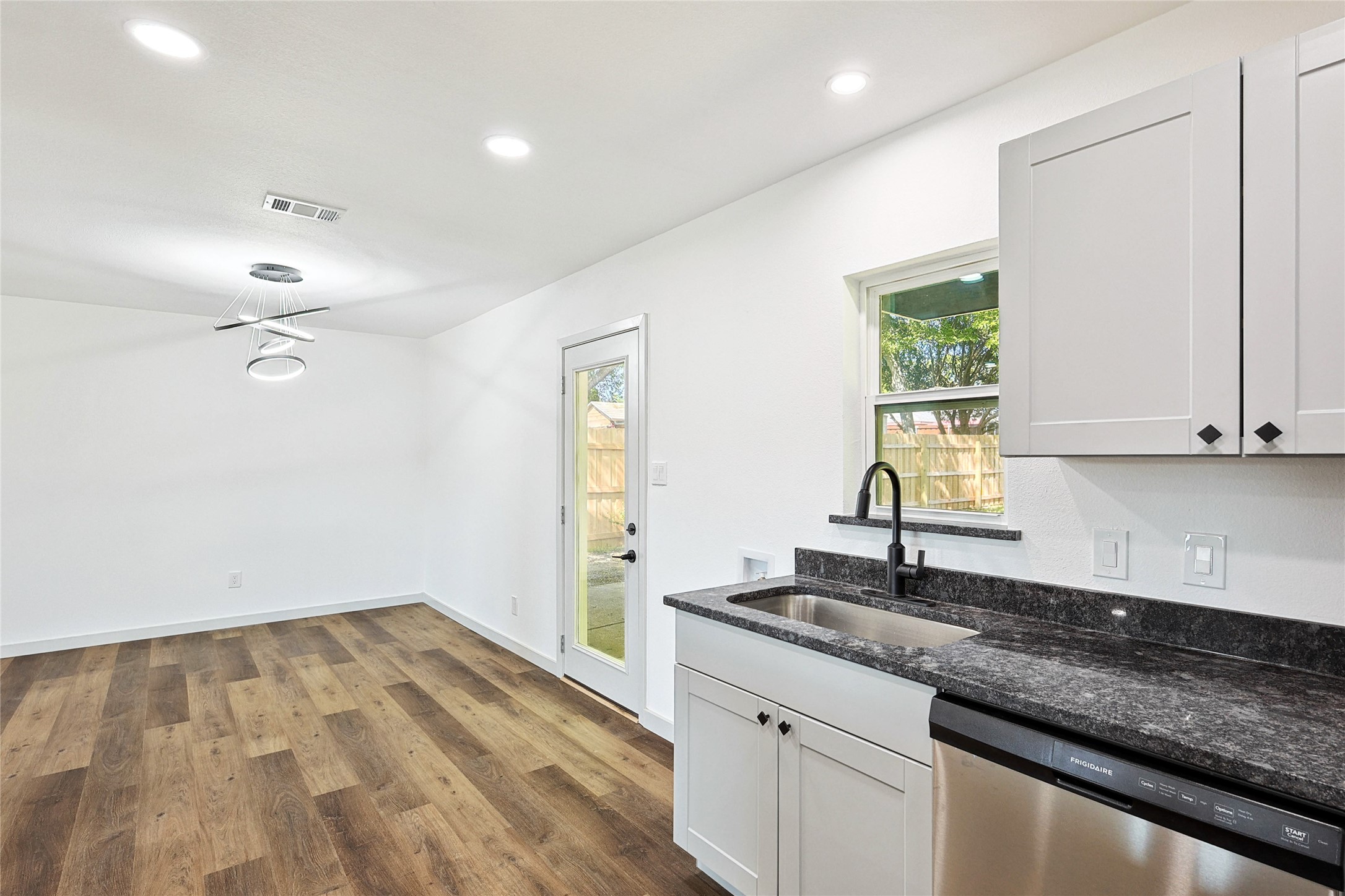 13542 Webb Chapel Road