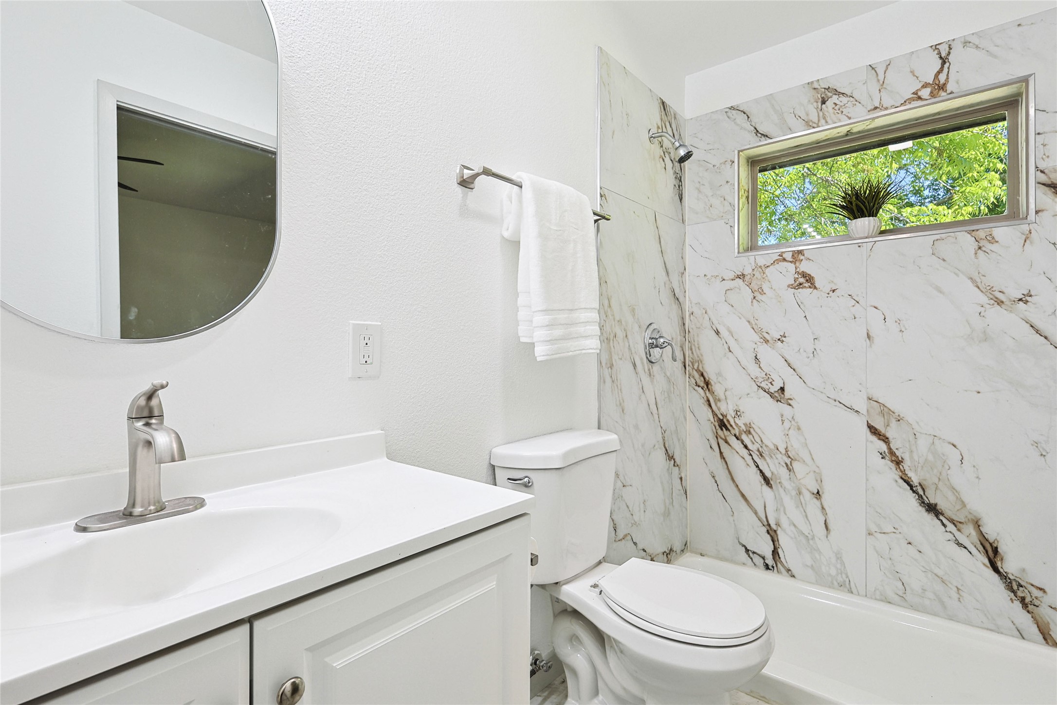 13542 Webb Chapel Road