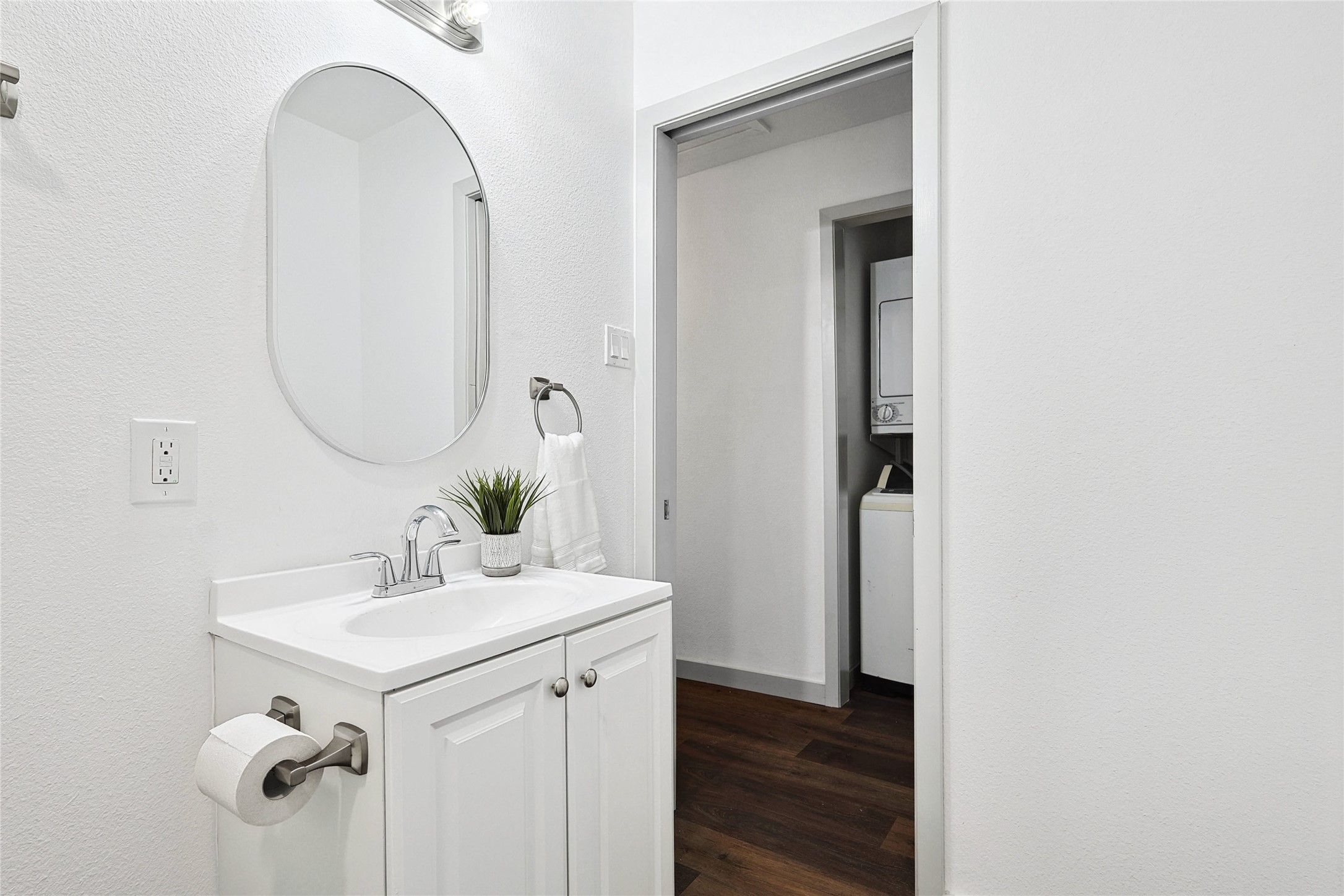 13542 Webb Chapel Road