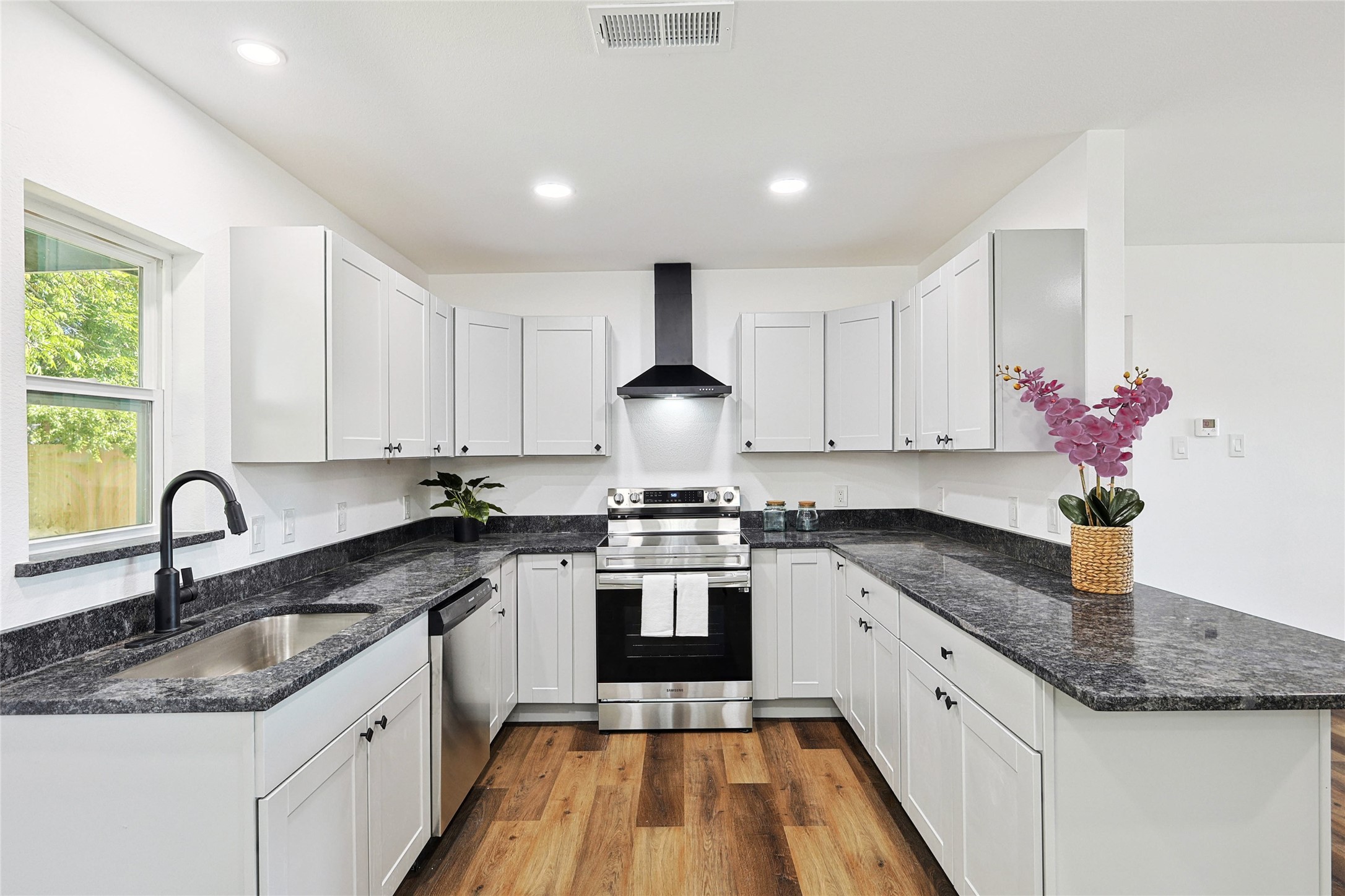 13542 Webb Chapel Road