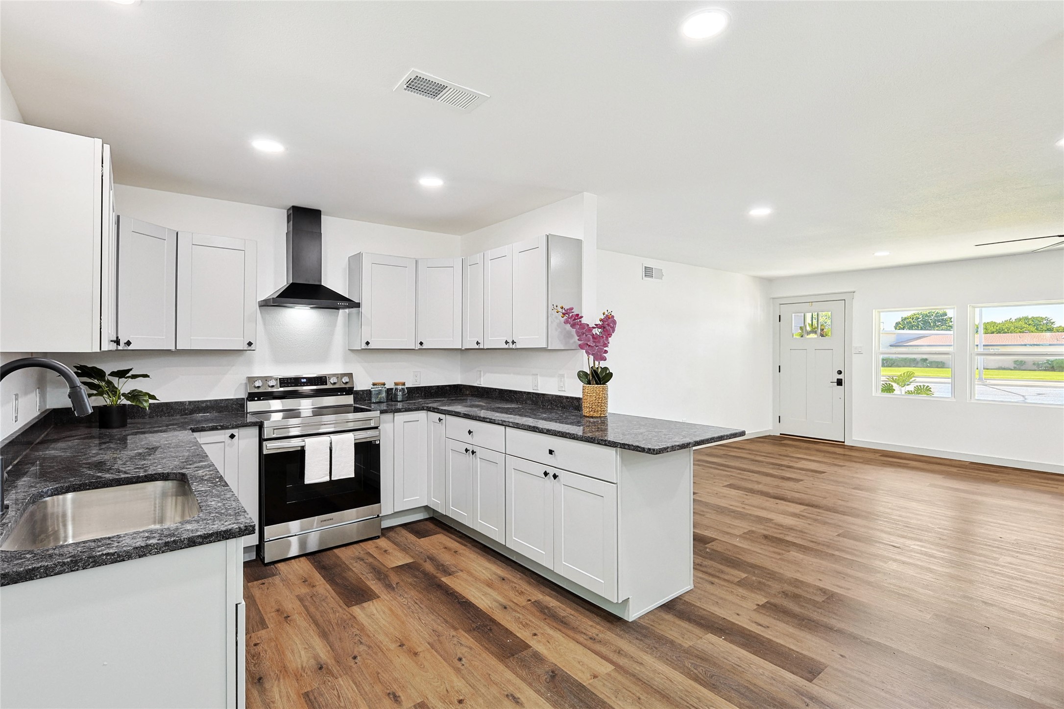 13542 Webb Chapel Road