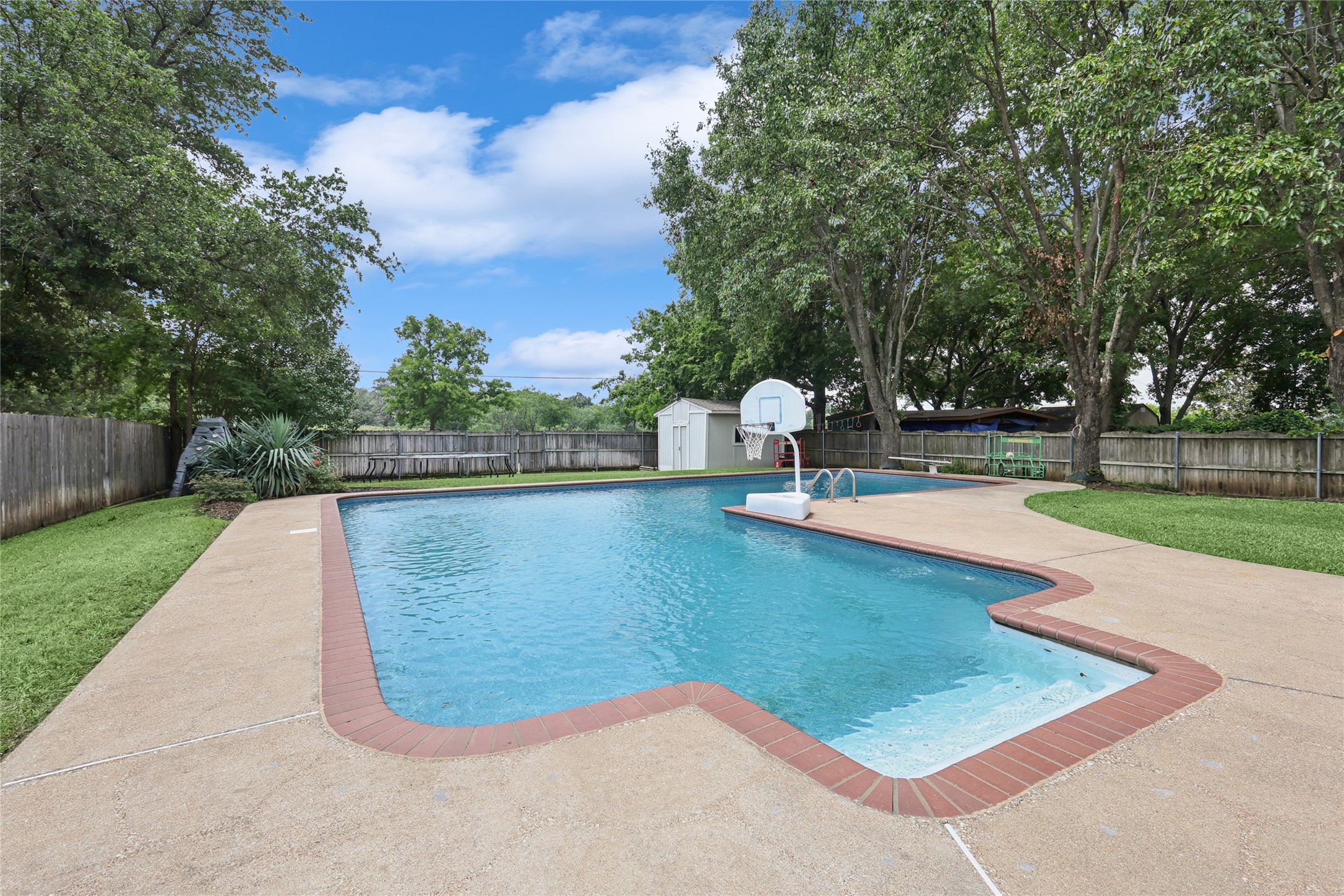7516 Wentwood Court