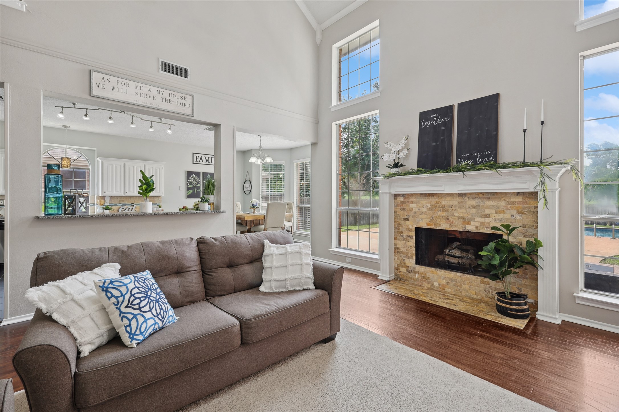 7516 Wentwood Court