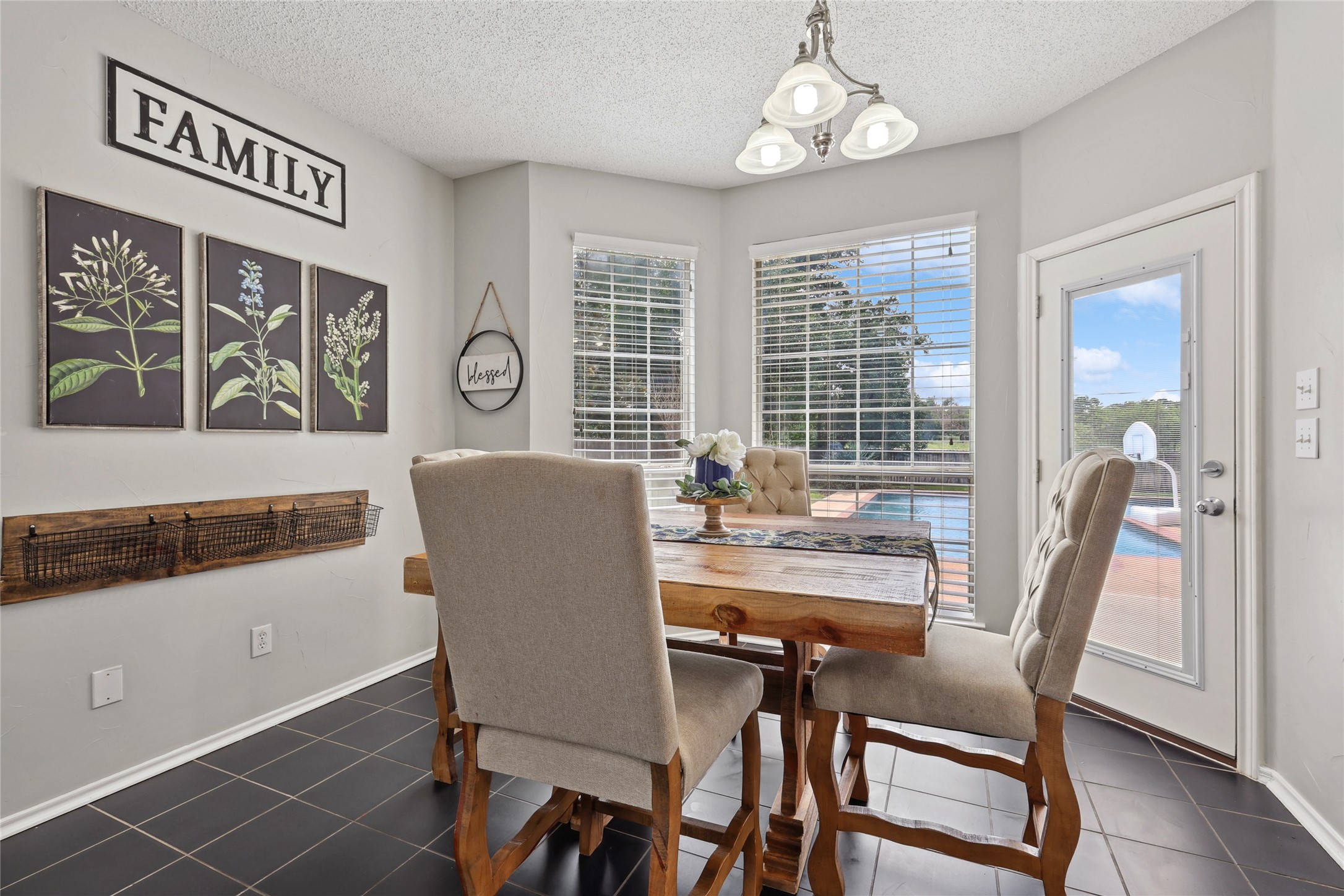 7516 Wentwood Court