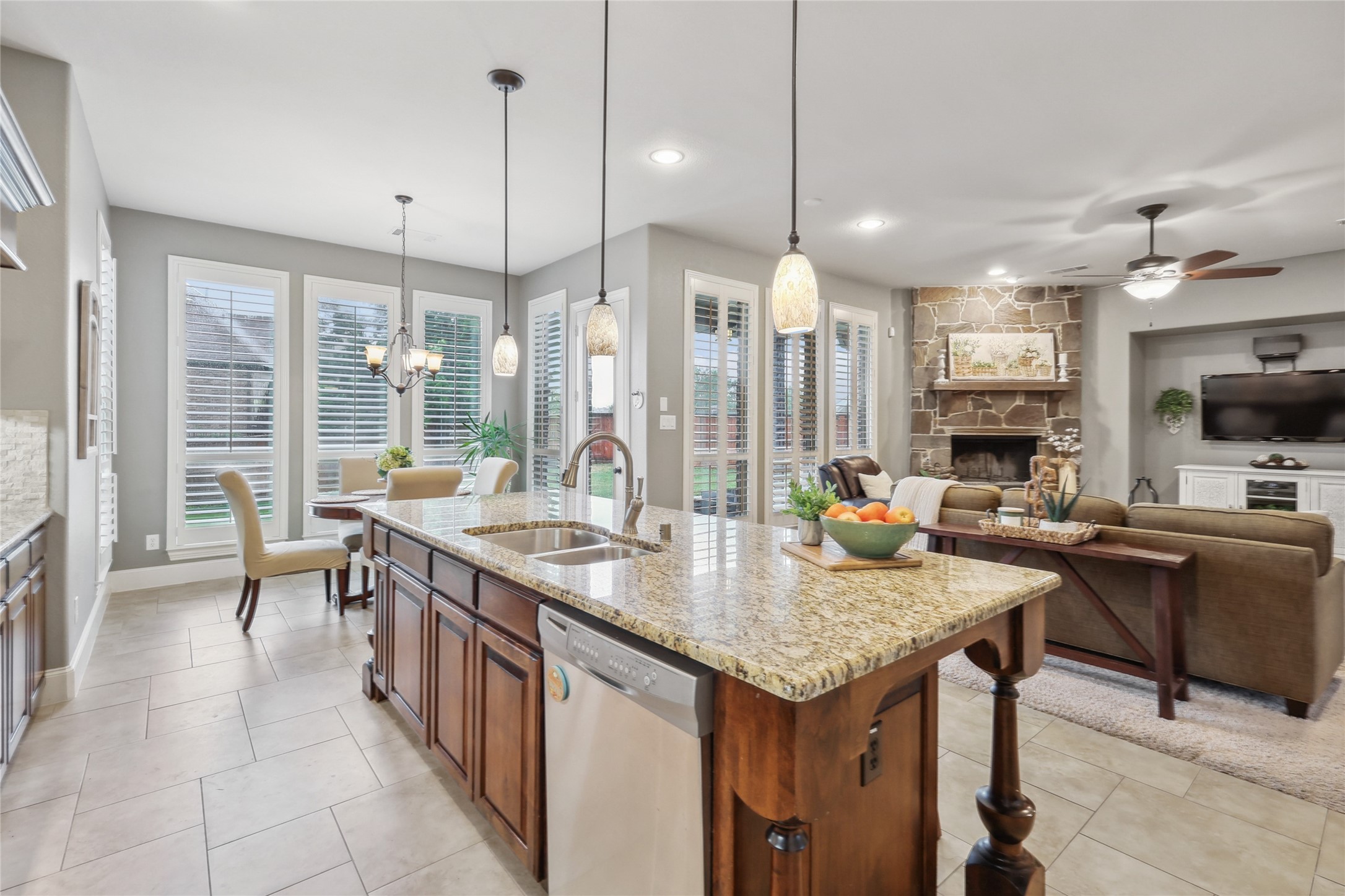 8700 Scarlet Trail