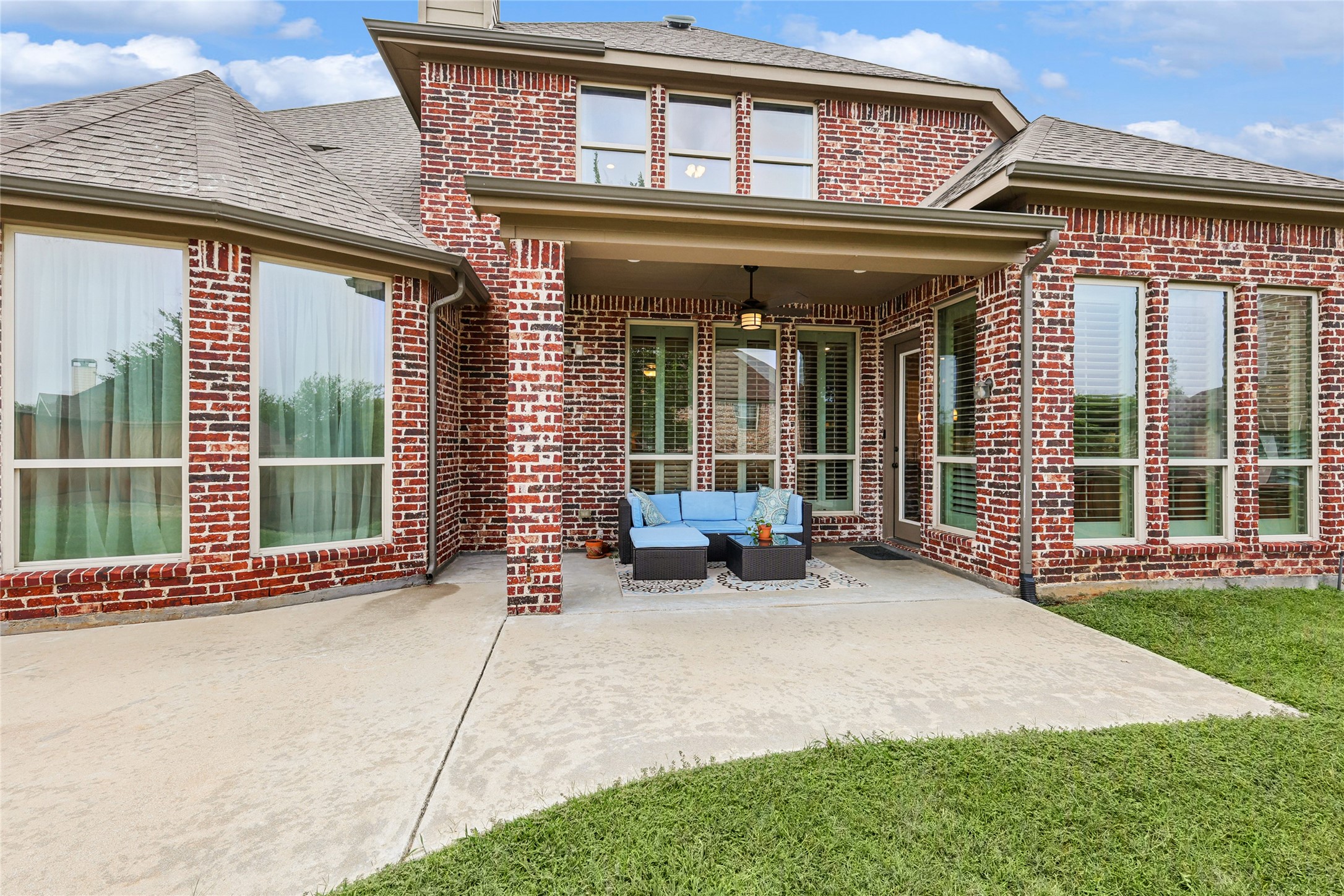 8700 Scarlet Trail