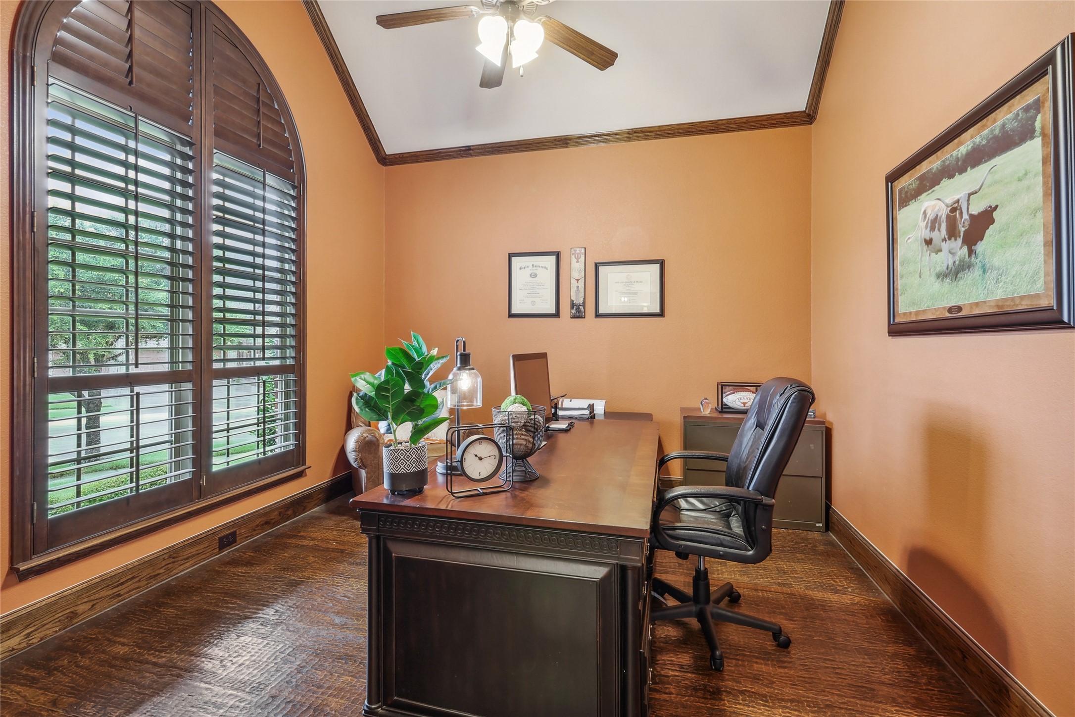8700 Scarlet Trail