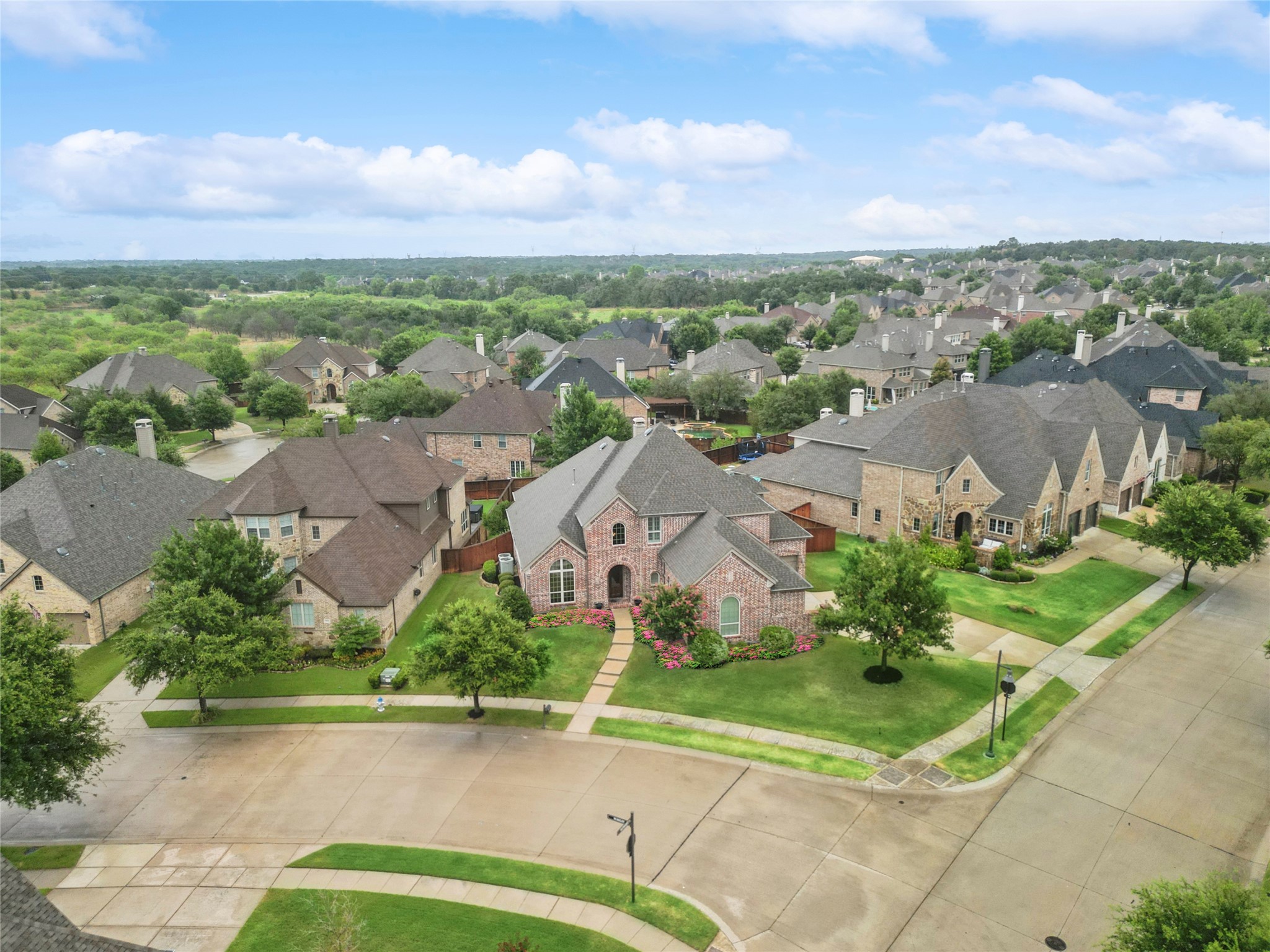 8700 Scarlet Trail