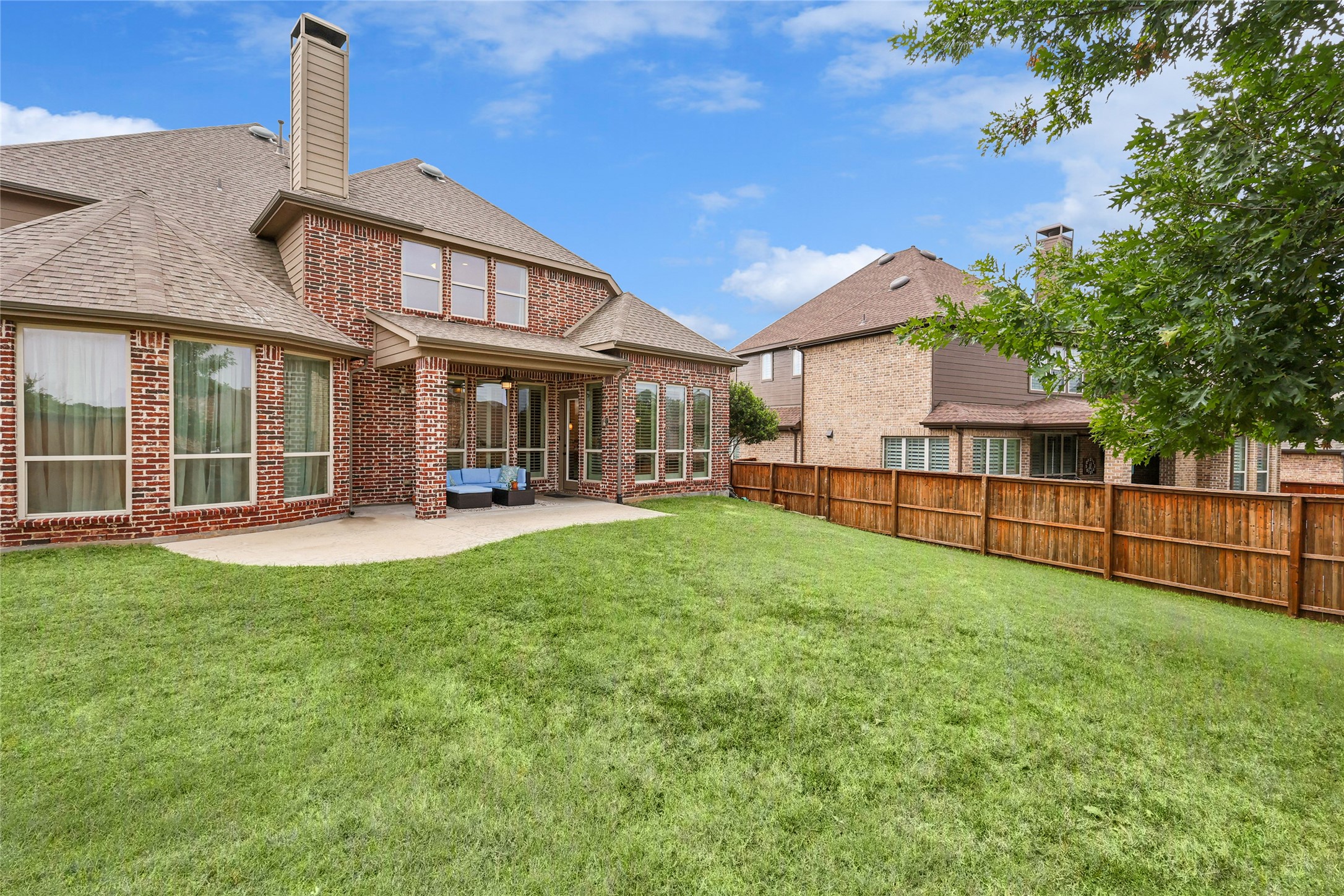 8700 Scarlet Trail