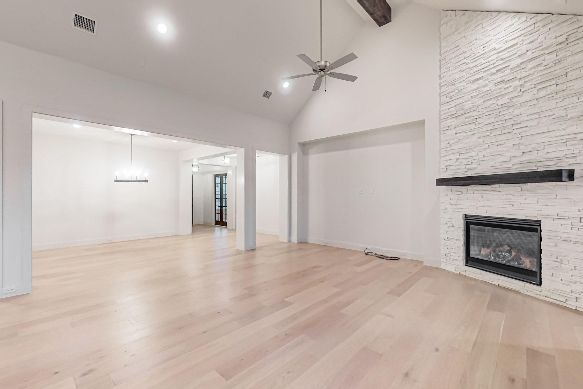 7113 Woodside Drive