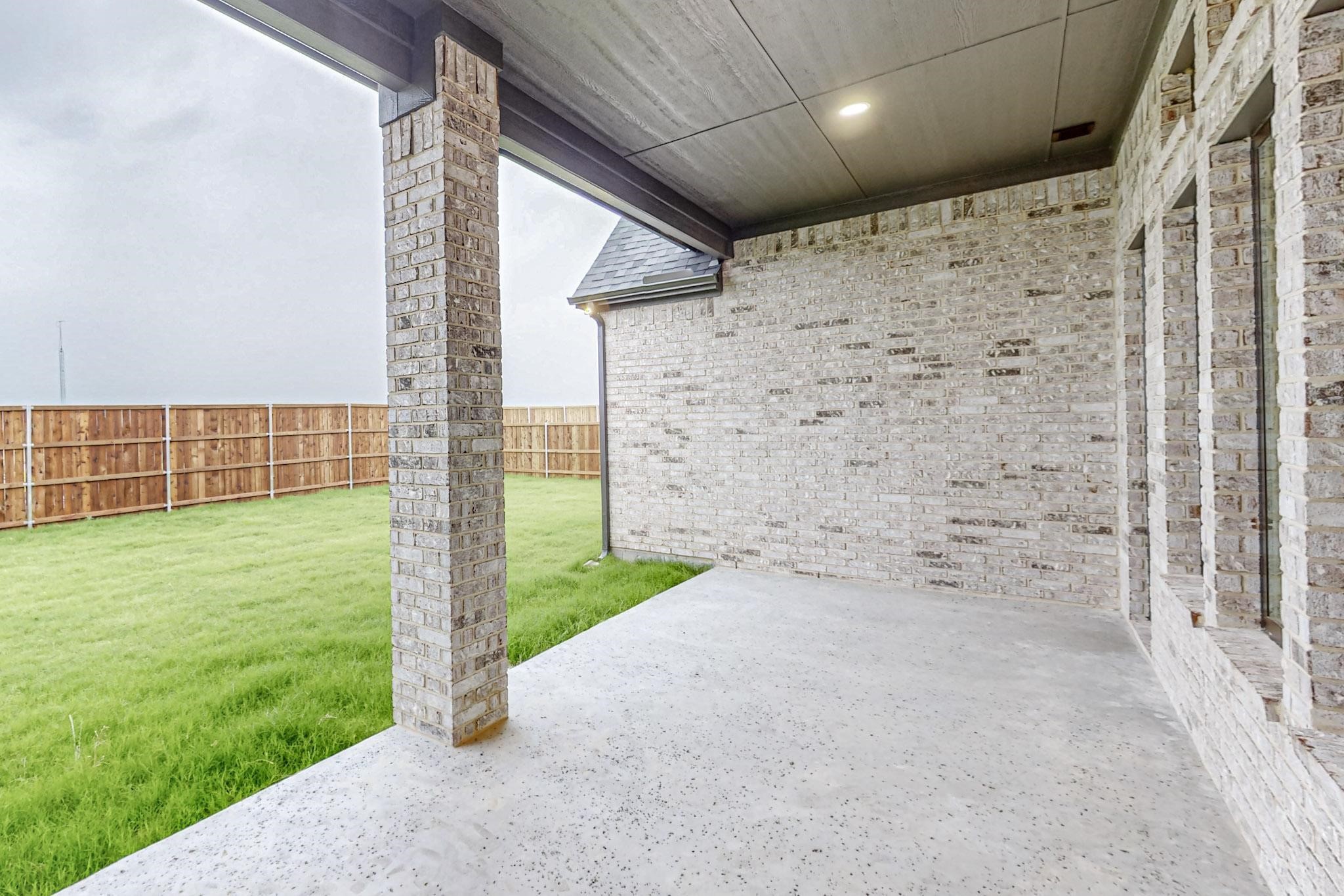 7113 Woodside Drive