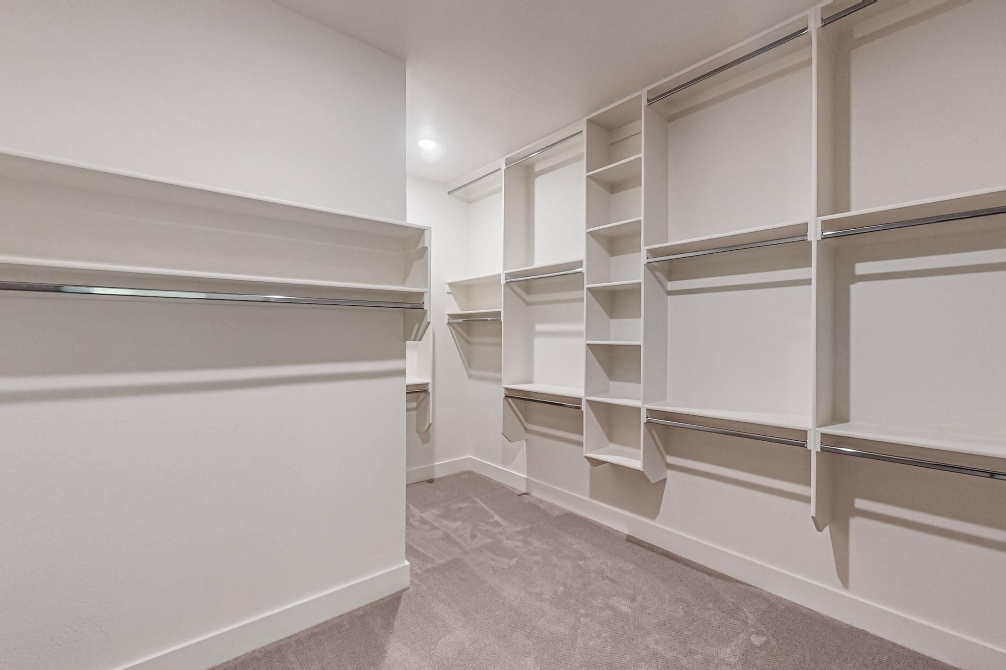 7113 Woodside Drive