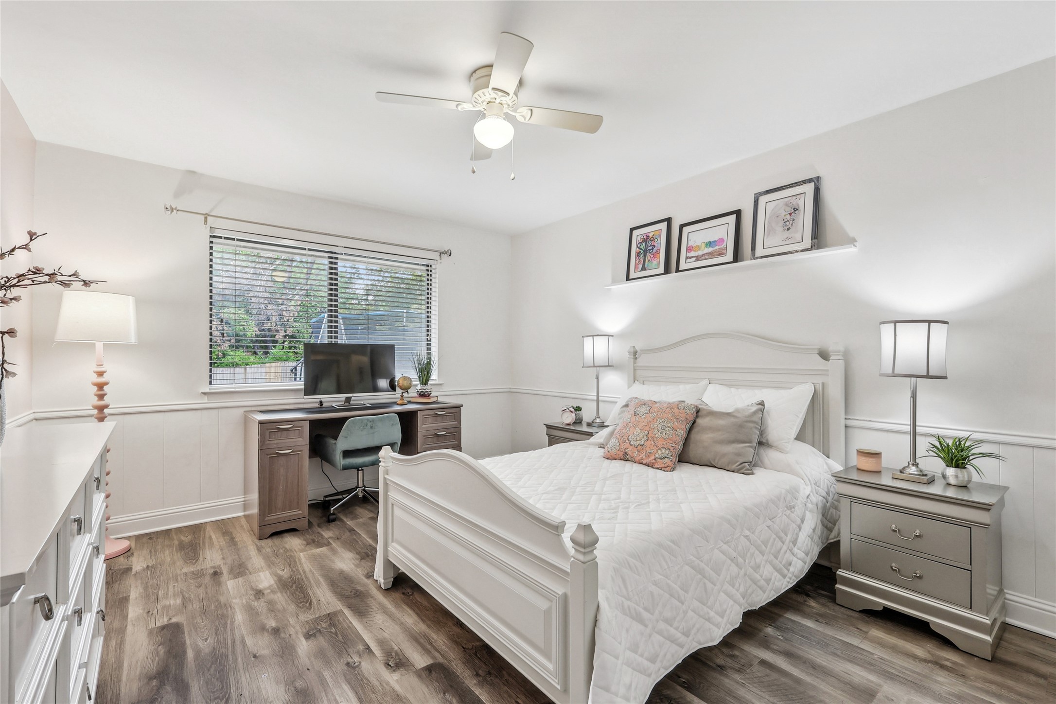325 Pebble Knoll