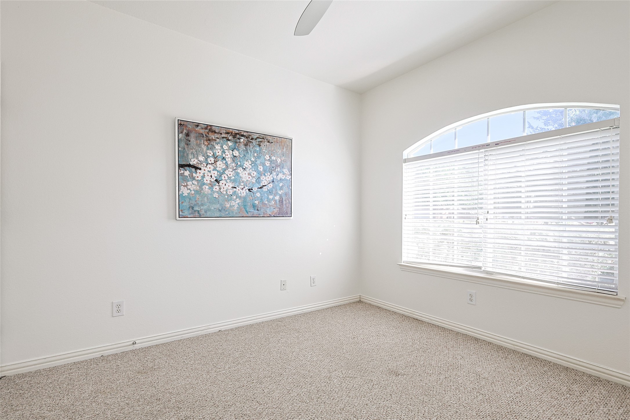 125 Turnberry Lane