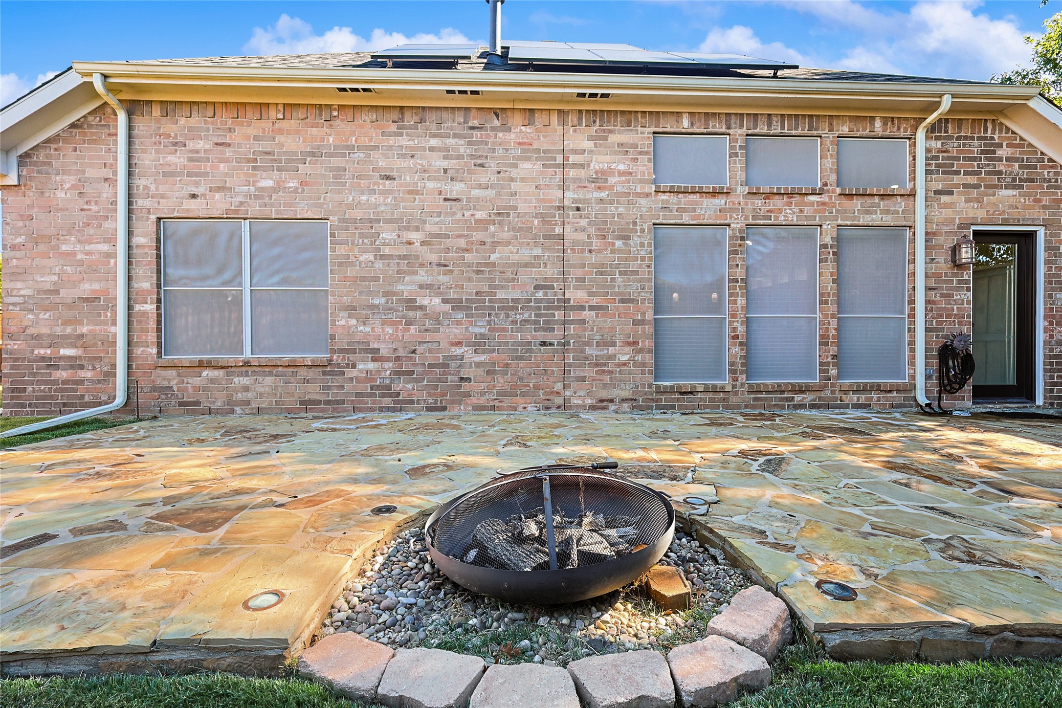 125 Turnberry Lane