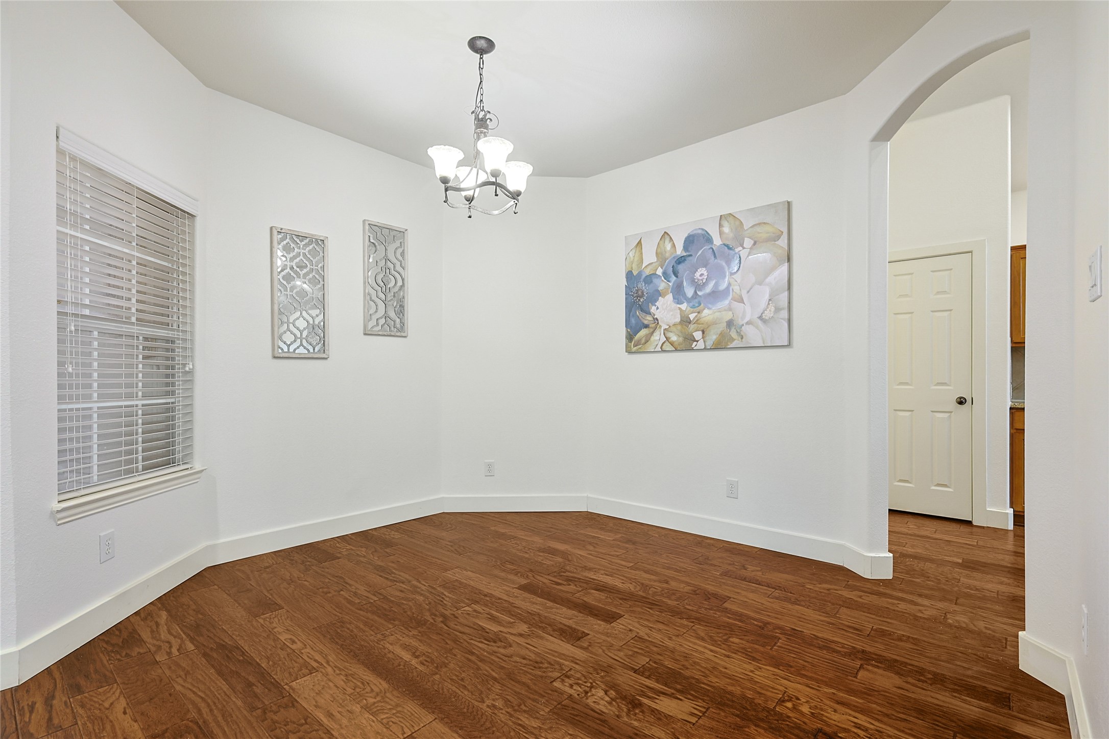 125 Turnberry Lane