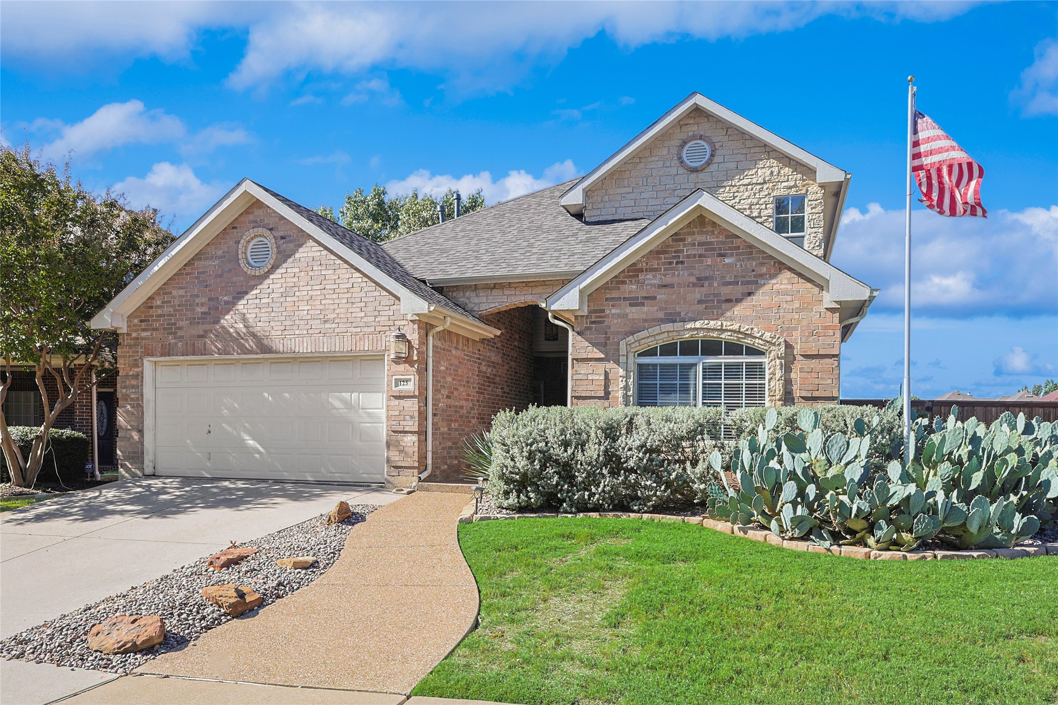125 Turnberry Lane