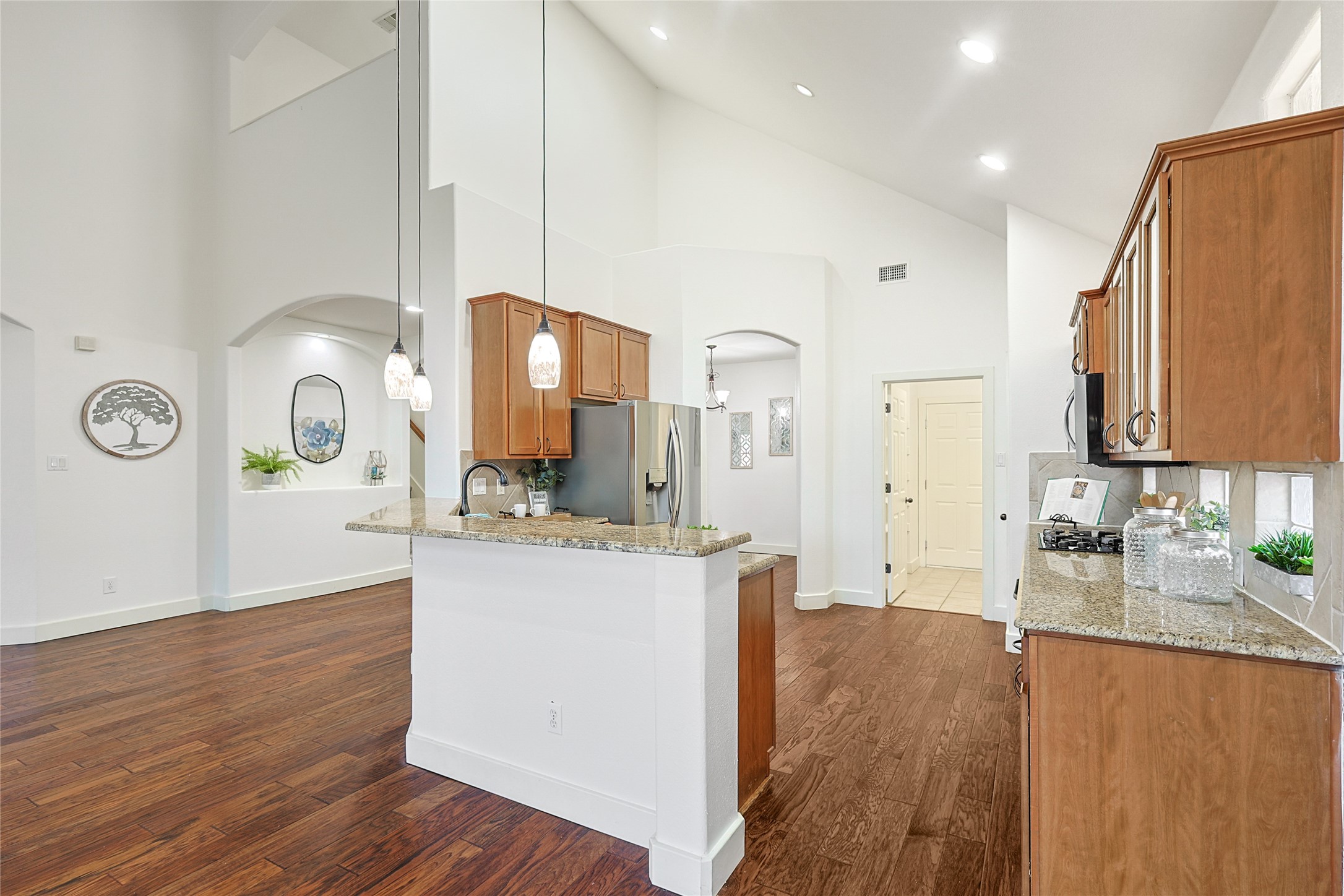 125 Turnberry Lane