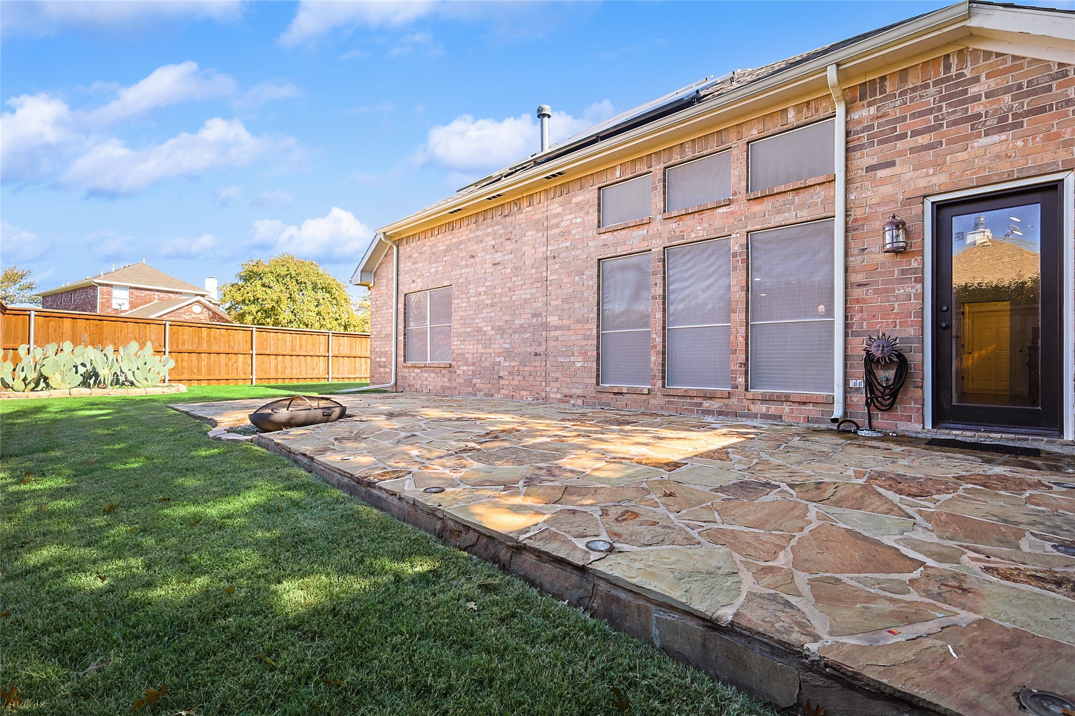 125 Turnberry Lane