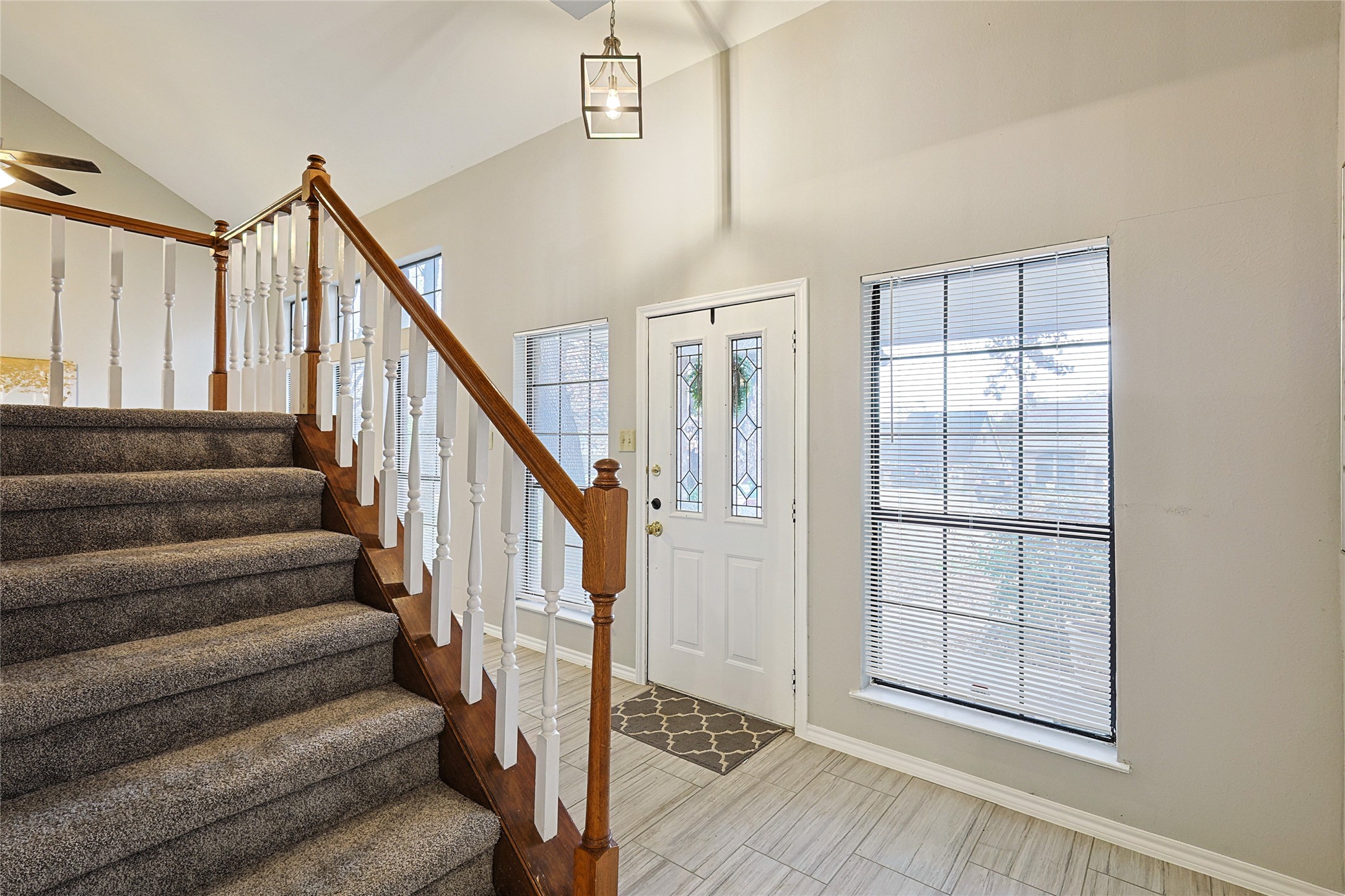 4502 Amesbury Circle
