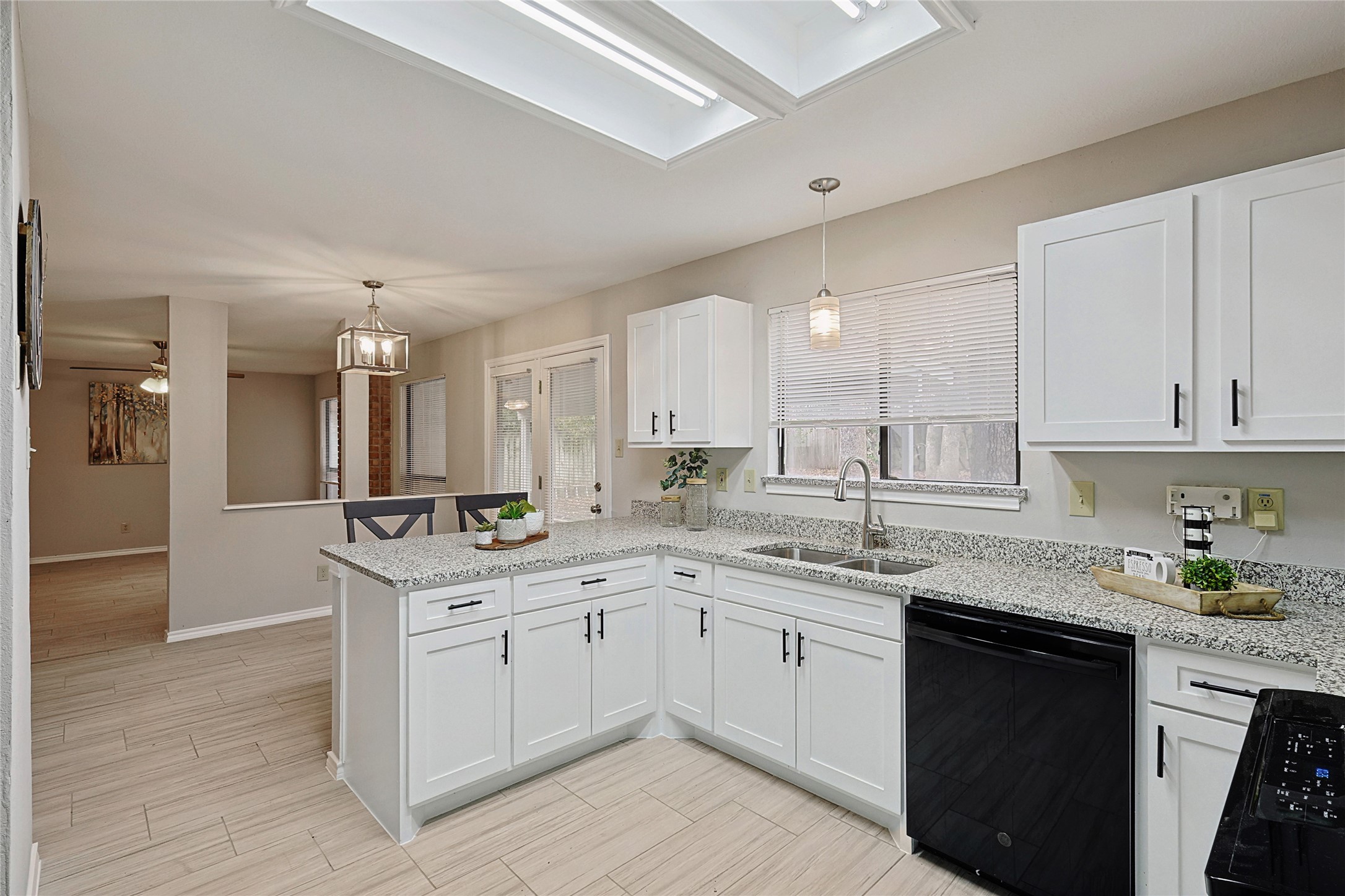 4502 Amesbury Circle